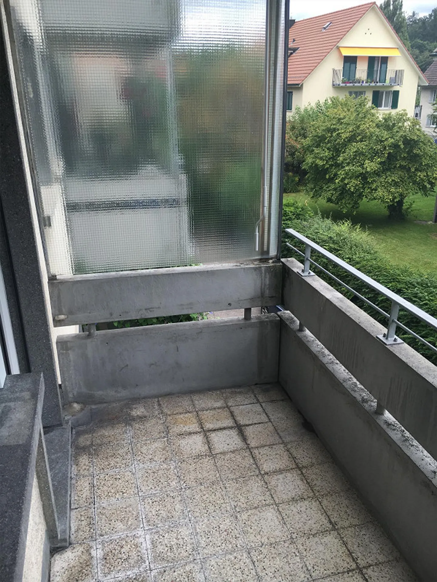 Moderno appartamento con 2 camere nel quartiere Liebefeld - Foto 6 di 7