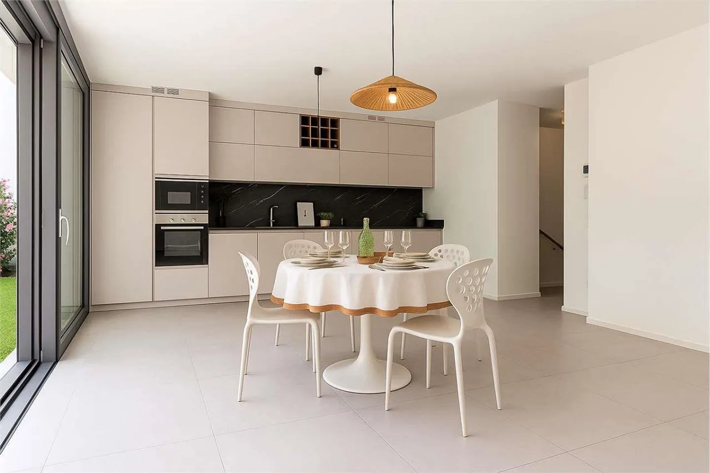 Elegance and Comfort Just Minutes from Lugano - Photo 6 of 13