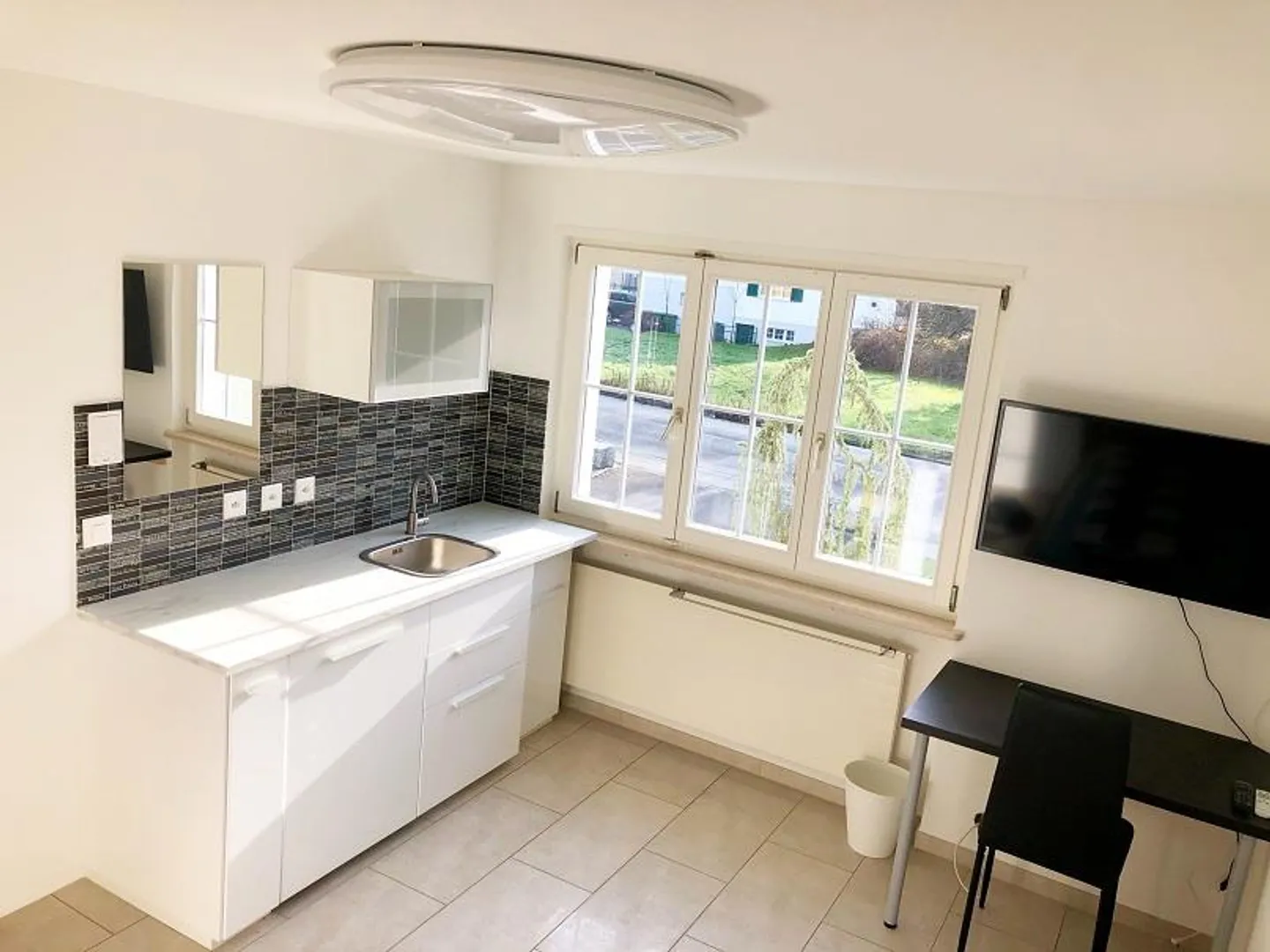 Appartement 1 chambre "meublé" près de la gare - Photo 3 sur 13