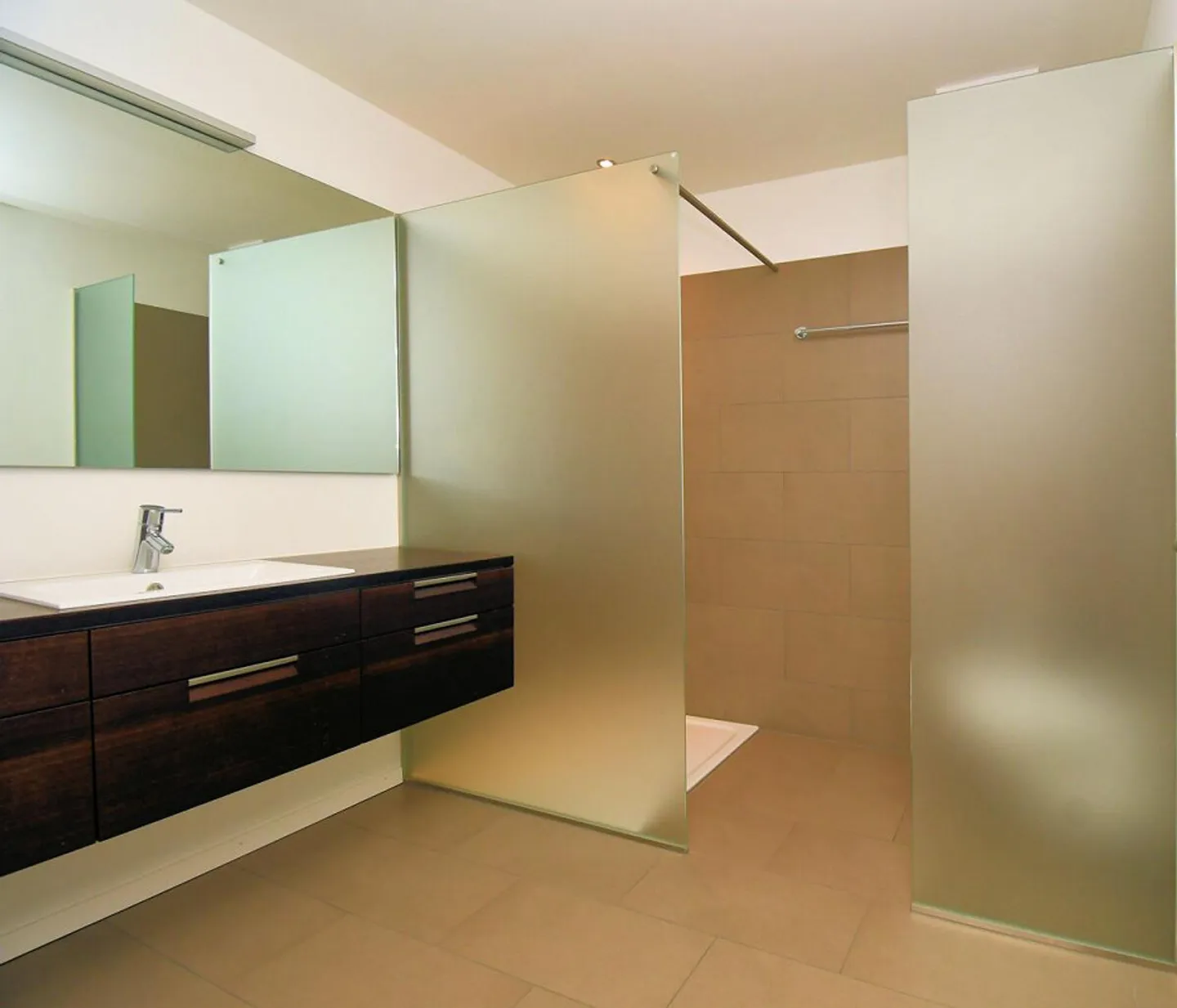 Spacious Single-Family Home with Garden and Wellness Area! - Photo 10 of 19