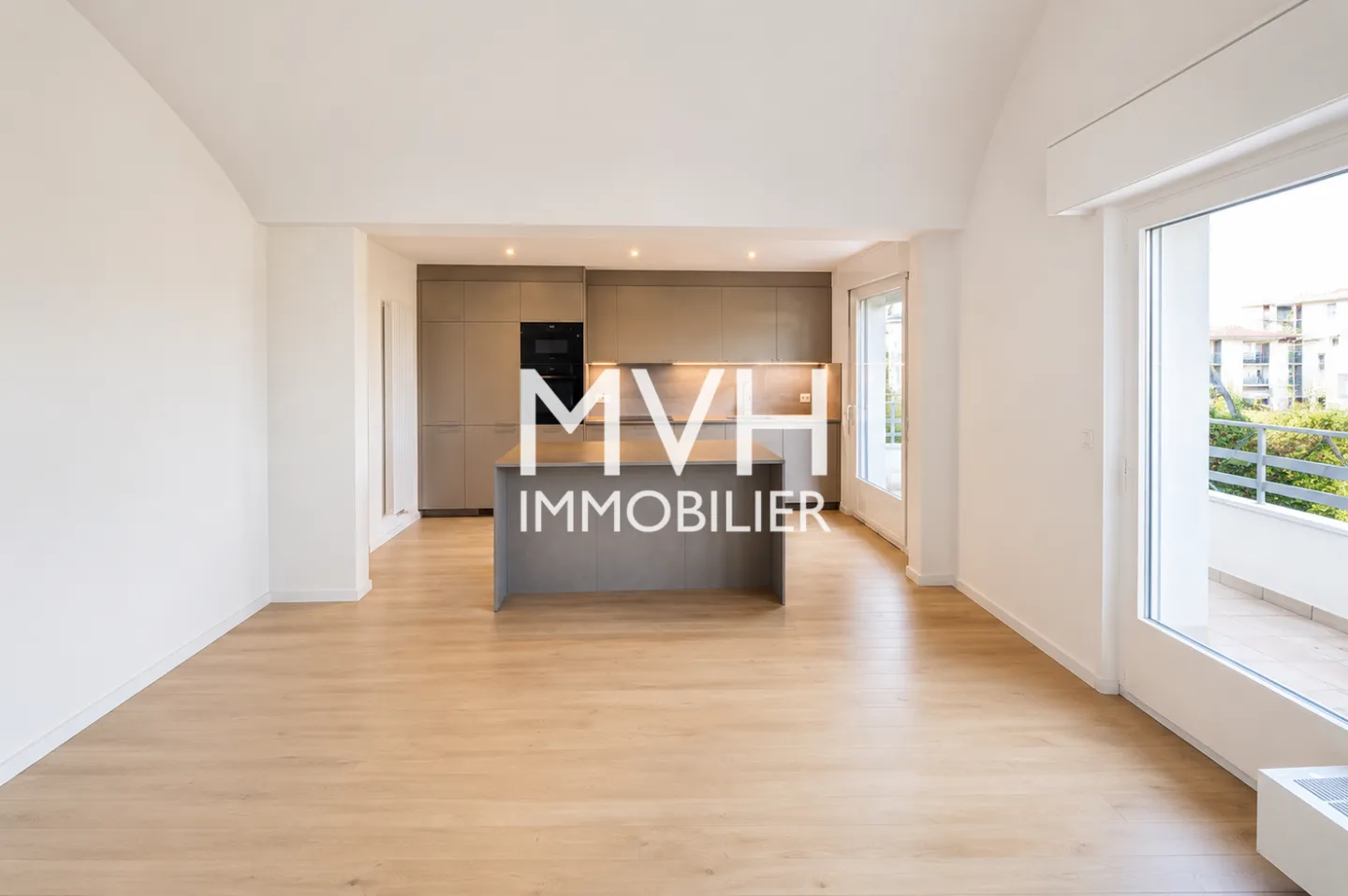10-Zimmer-Haus - Foto 3 von 8