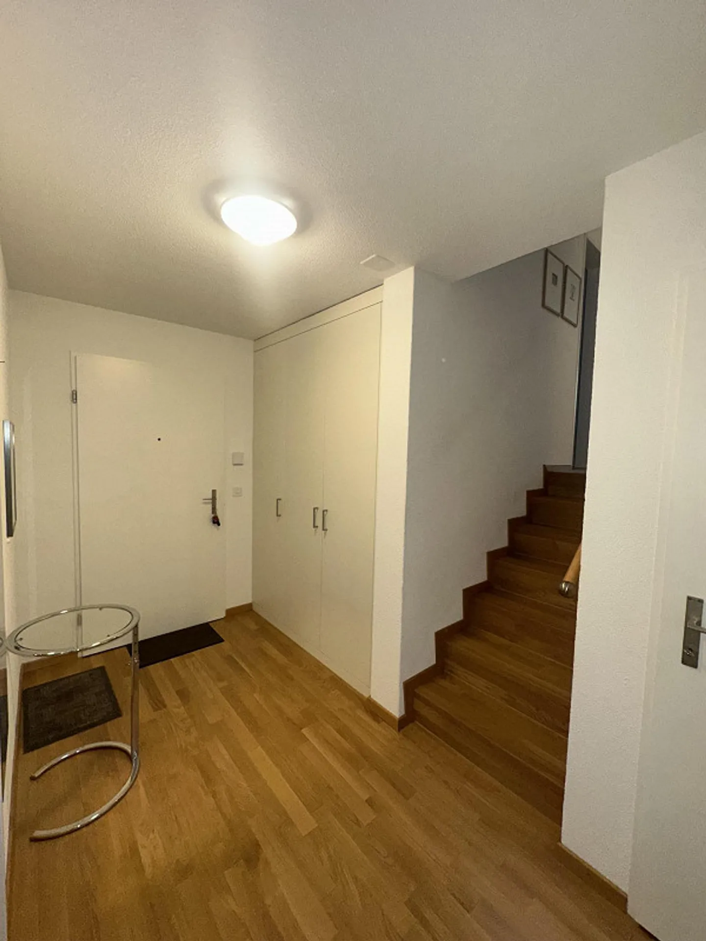 Bright, modern 3.5-room apartment - Photo 2 of 12