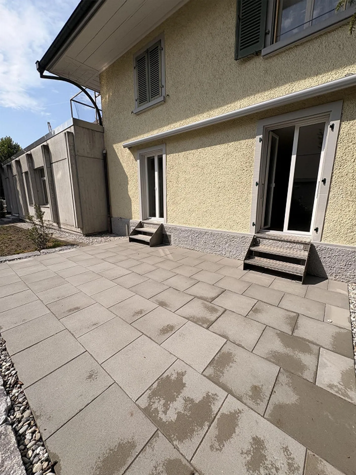 Ampio appartamento di 3,5 stanze, grande terrazza e lavatrice privata - Foto 12 di 13