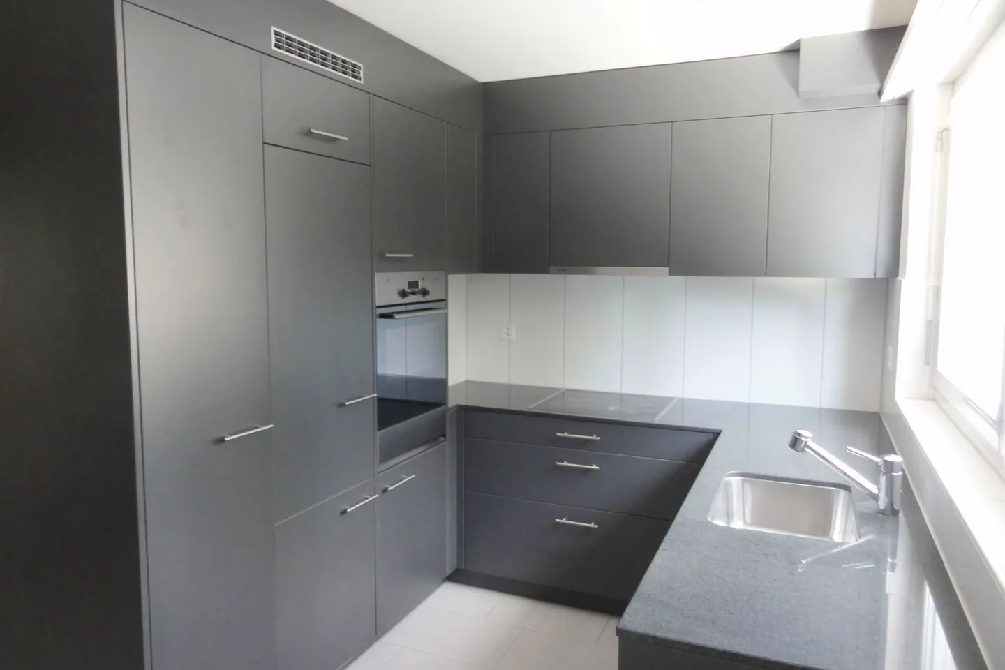 Zentrale 3.5 Zimmer Wohnung - Foto 2 von 7