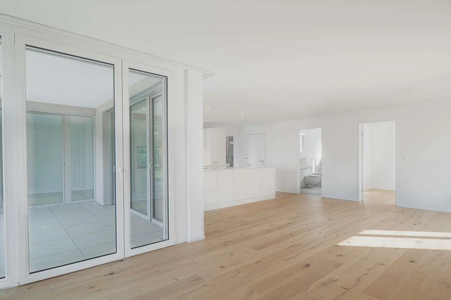 High-quality new apartments in the heart of Dachsen - Photo 3 of 11