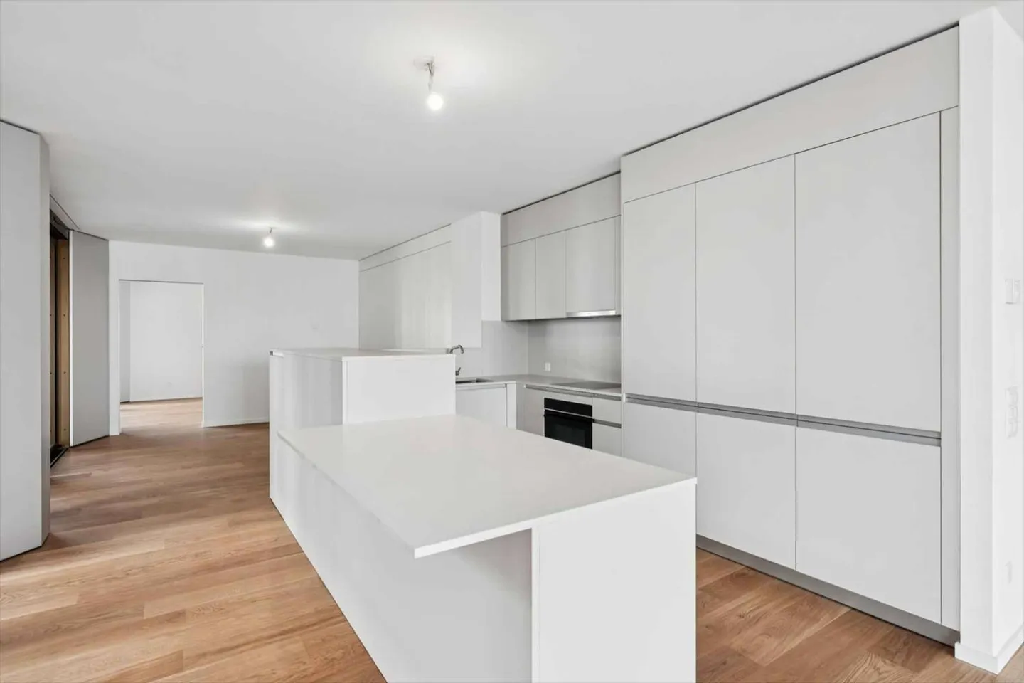 Appartement de Luxe avec Terrasses - Photo 4 sur 8