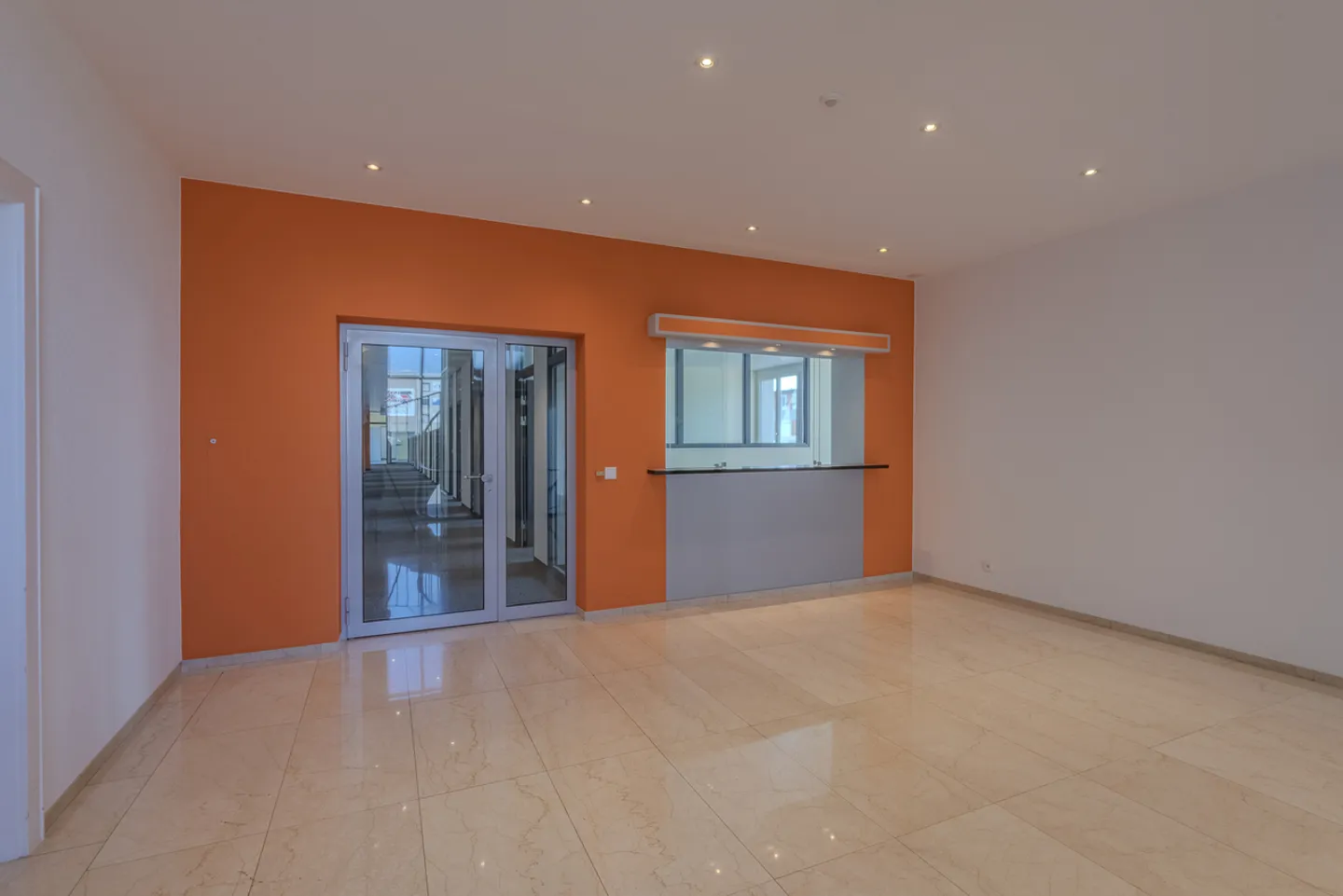 Flexible office spaces for your business success - Photo 2 of 9