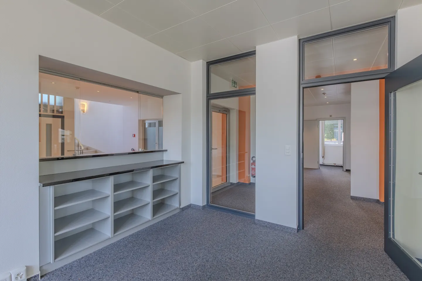 Flexible office spaces for your business success - Photo 3 of 9