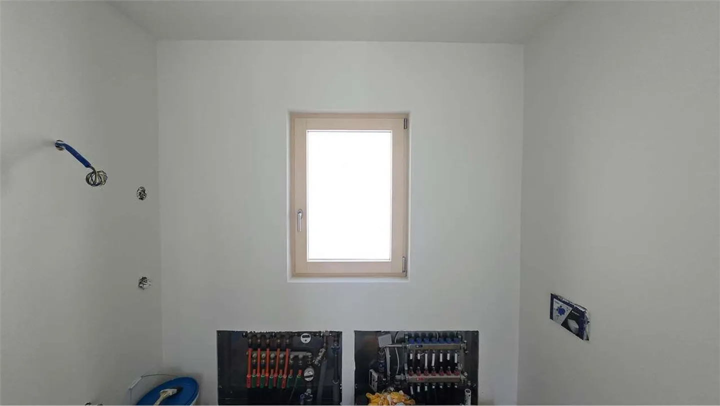 Efficacité, confort et design - Nouveau bâtiment de 3,5 pièces à Gnosc - Photo 10 sur 13