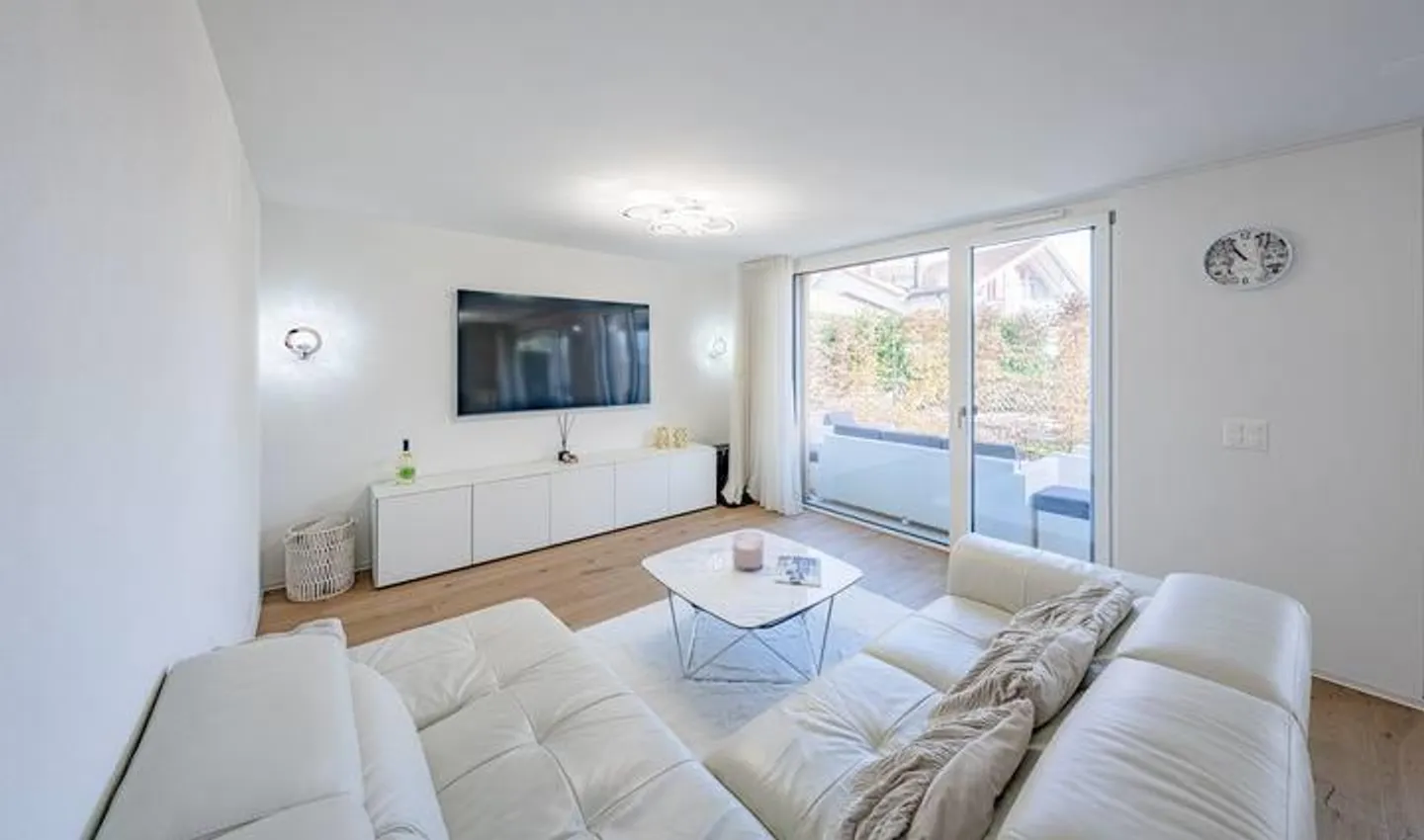 Clever and Nearly New Garden Apartment - Photo 4 of 9