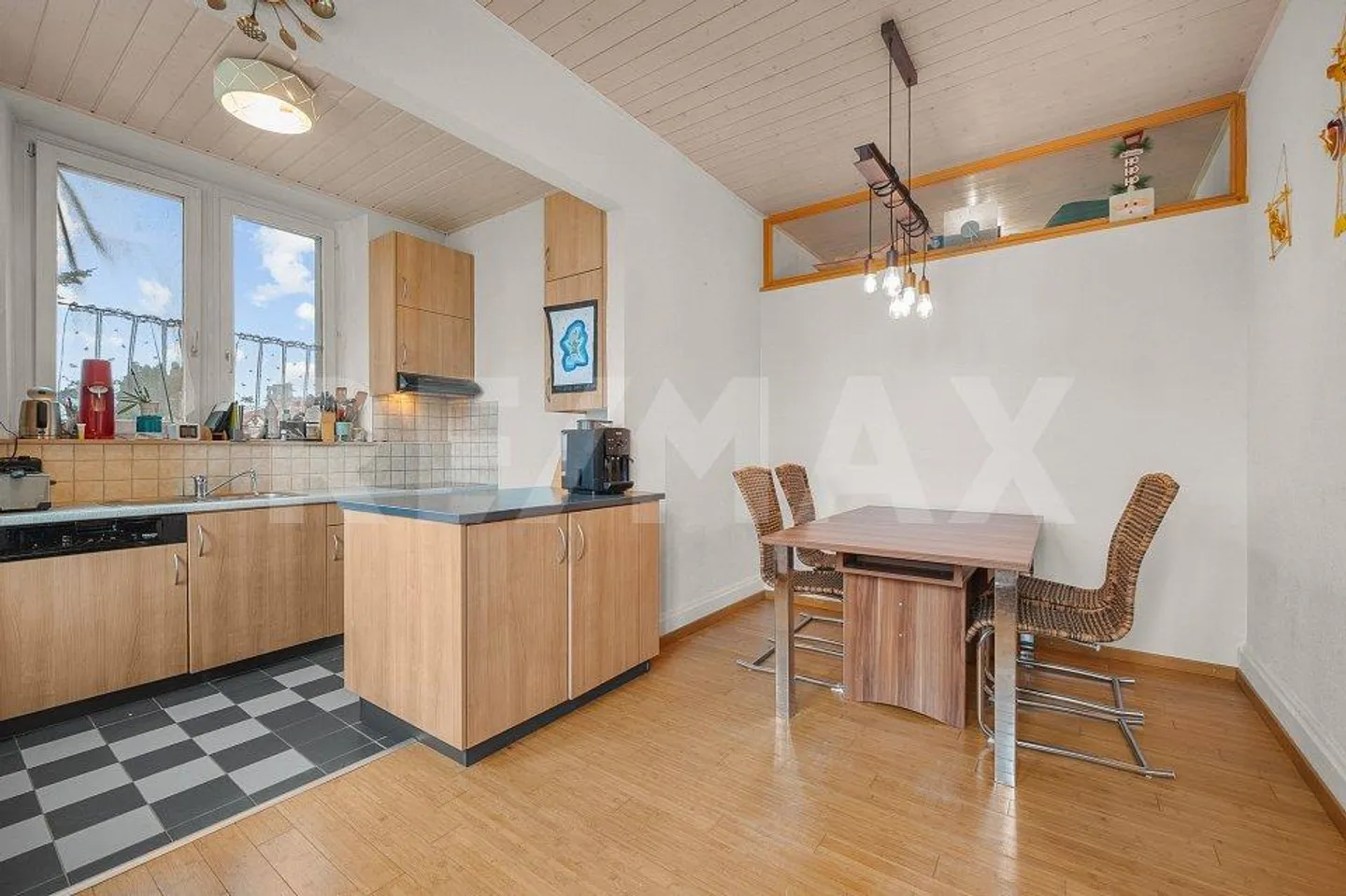 Nella tranquillità della campagna: casa con 3 appartamenti - Foto 11 di 13