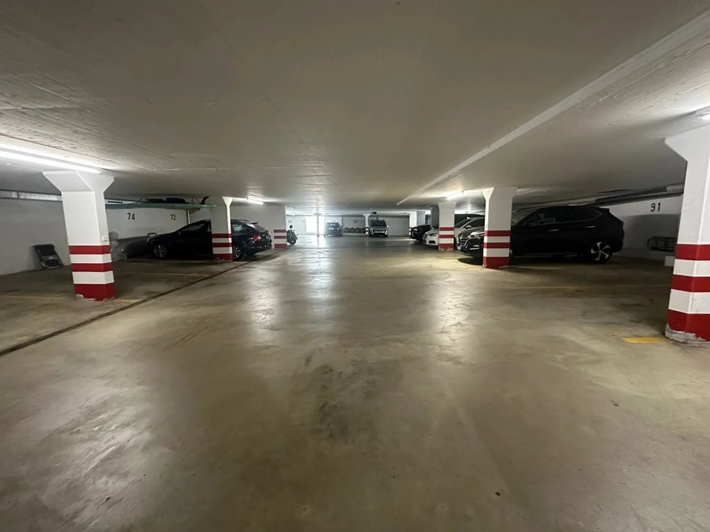Parkplatz im Freien mieten - Foto 2 von 2