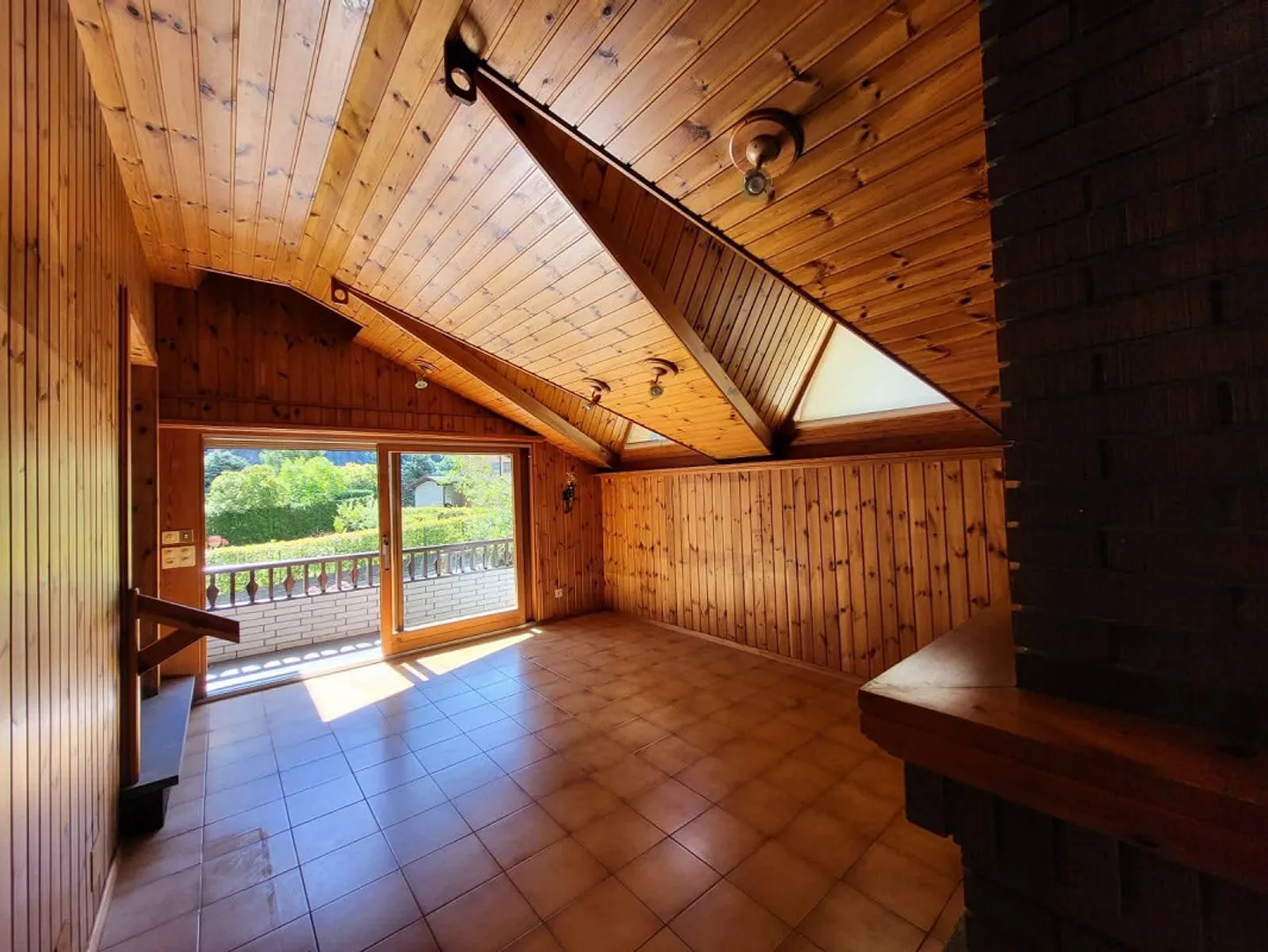 6 ROOMS IN SOAZZA - Photo 6 of 18