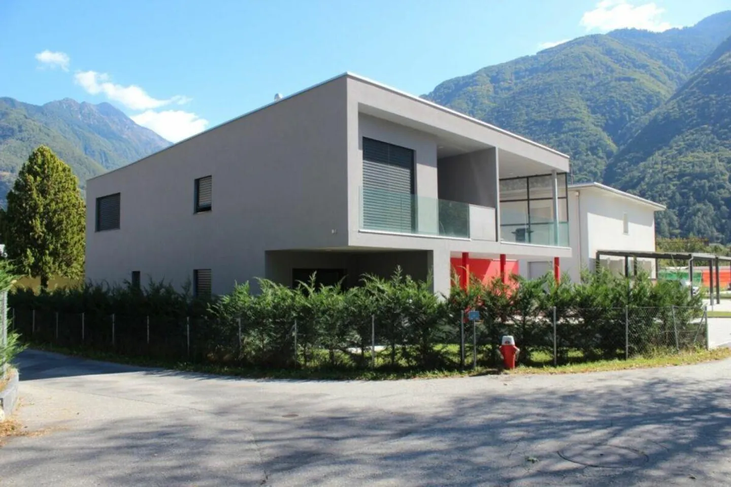 Appartamento moderno a San Vittore - Foto 1 di 16