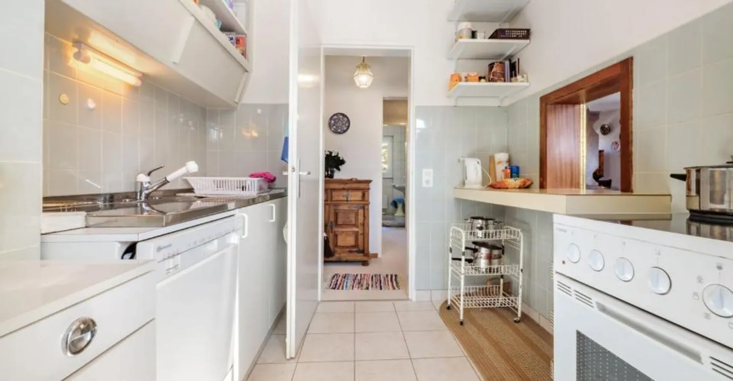 Extraordinary Property - Villa in Preferred Location - Photo 6 of 12