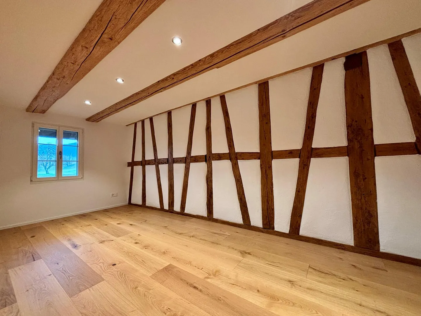 Wohnen mit Geschichte - stilvoll renoviert, naturnah & ruhig - Foto 5 von 16