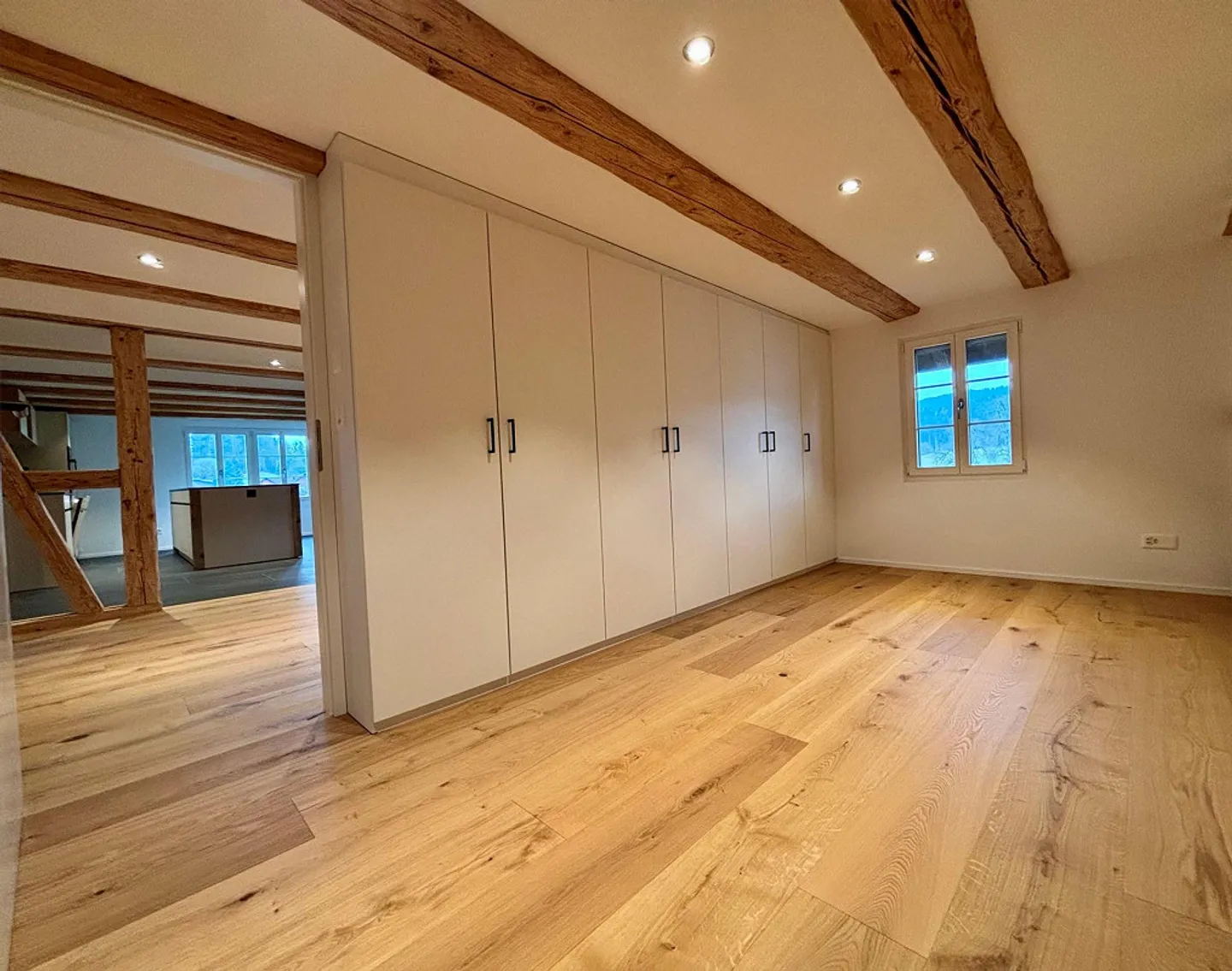 Wohnen mit Geschichte - stilvoll renoviert, naturnah & ruhig - Foto 6 von 16