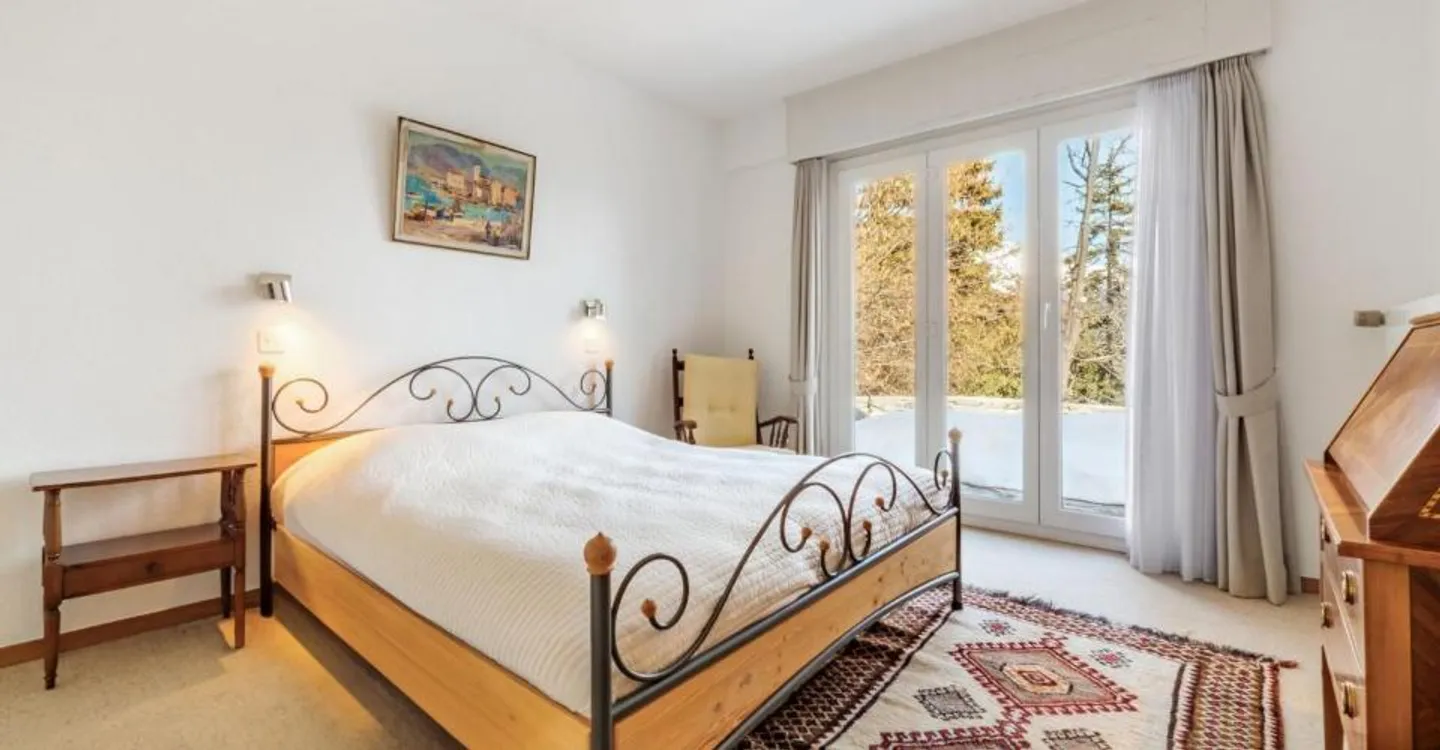 Extraordinary Property - Villa in Preferred Location - Photo 7 of 12