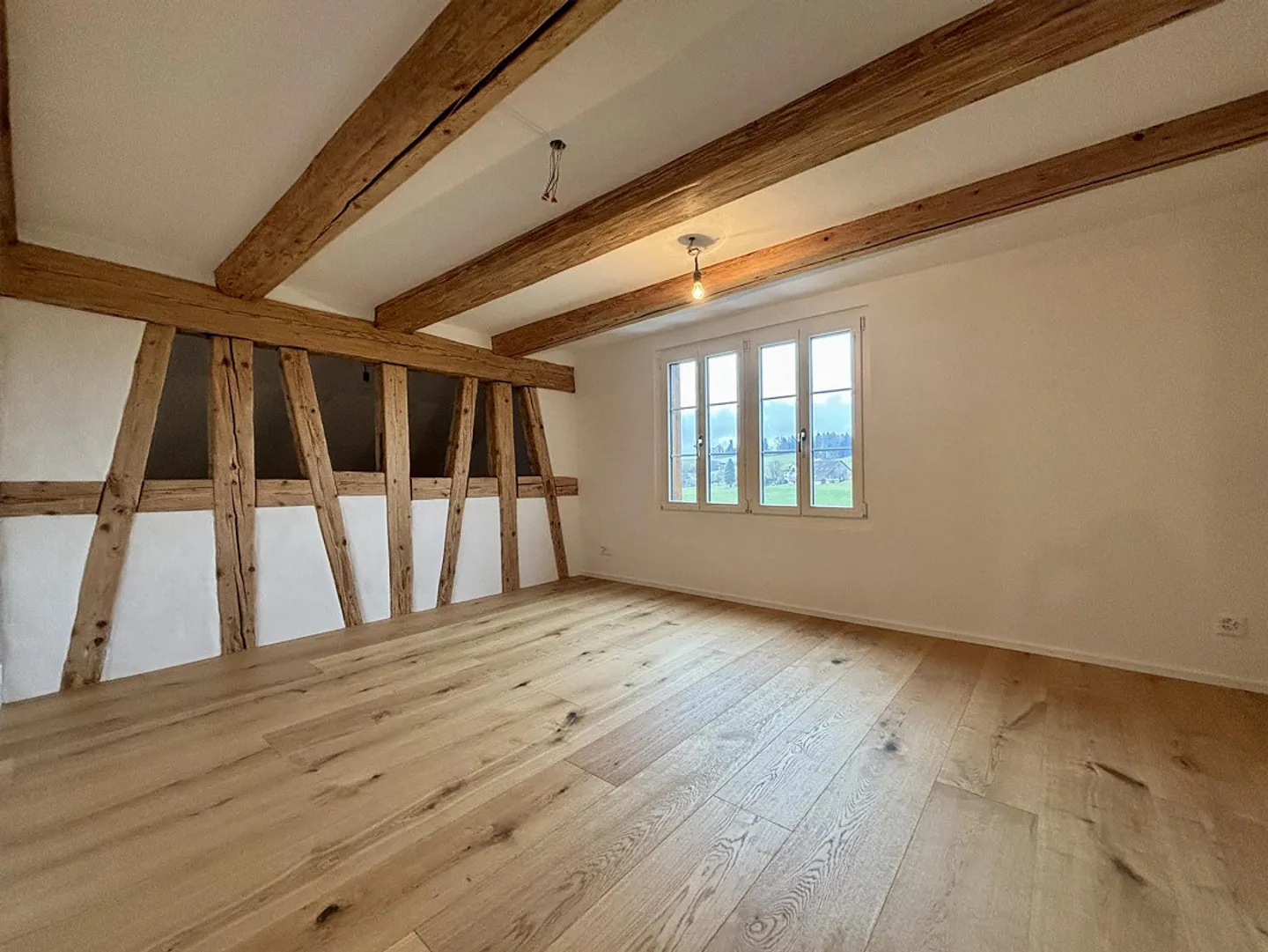 Wohnen mit Geschichte - stilvoll renoviert, naturnah & ruhig - Foto 7 von 16