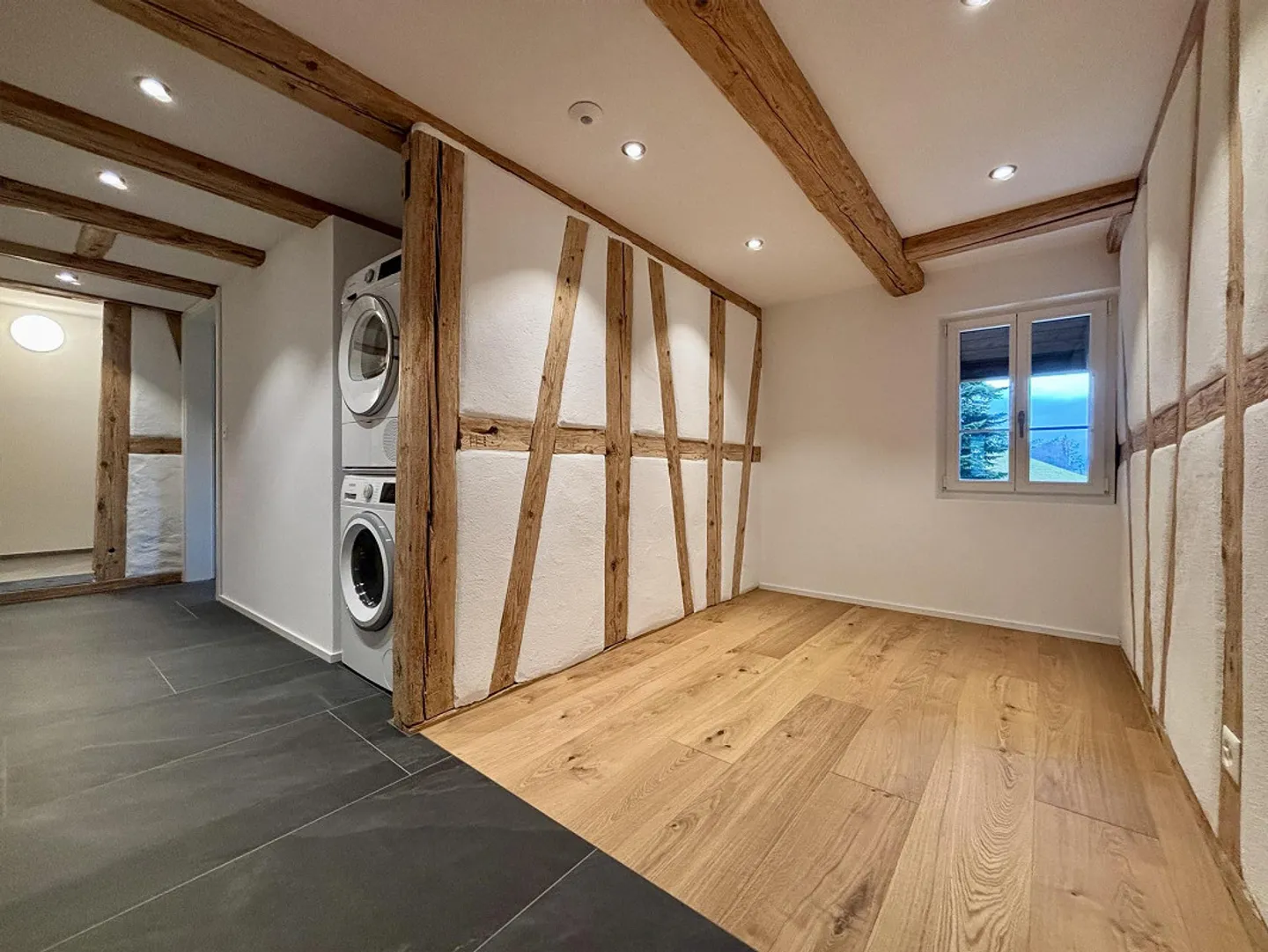 Wohnen mit Geschichte - stilvoll renoviert, naturnah & ruhig - Foto 8 von 16