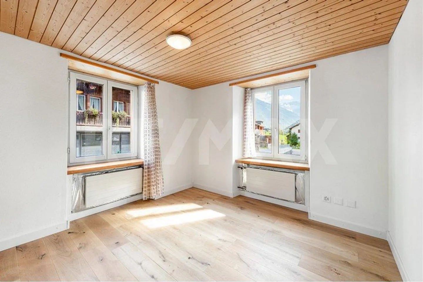Casa plurifamiliare con quattro appartamenti - Foto 7 di 13