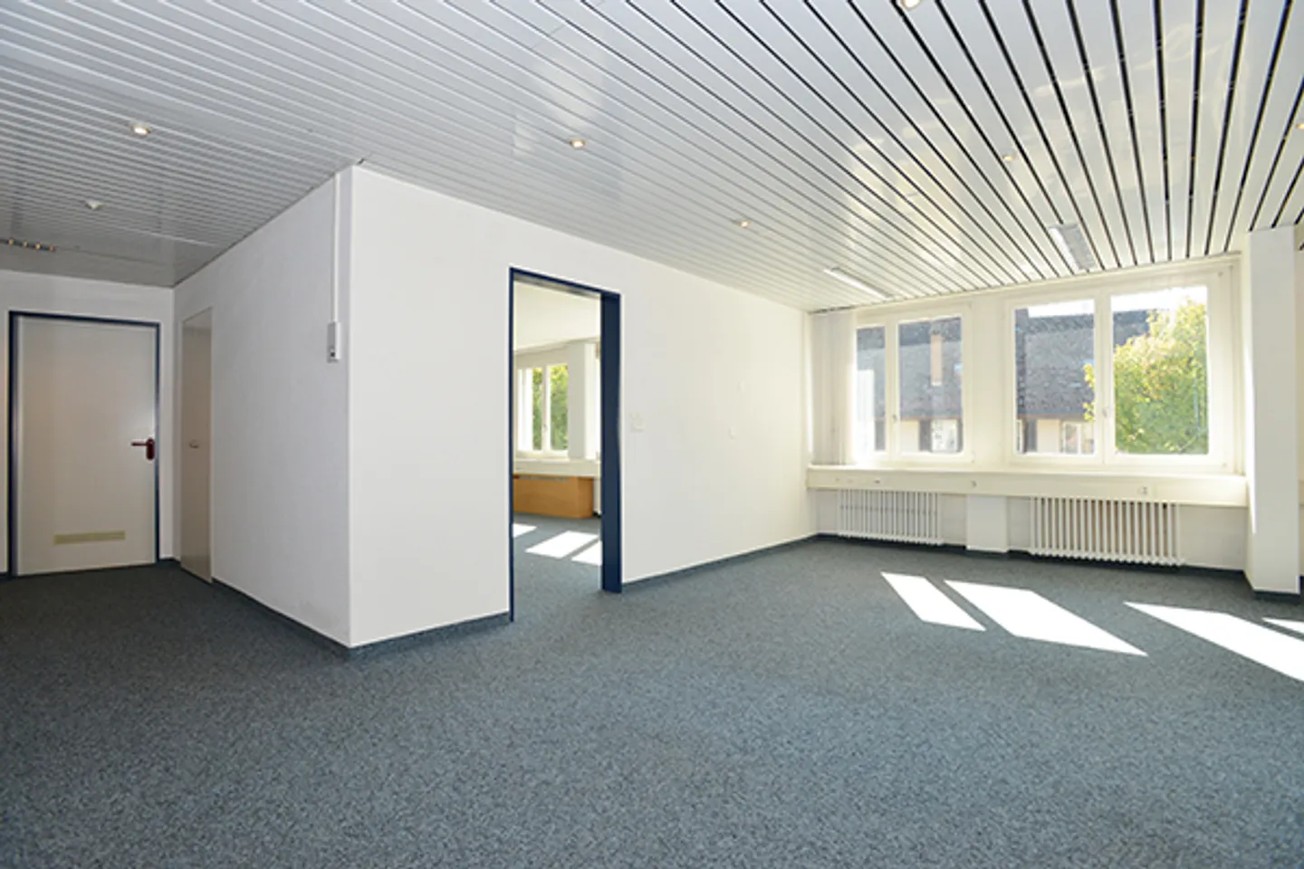 Espace de pratique/bureau dans un emplacement de choix - Photo 1 sur 11