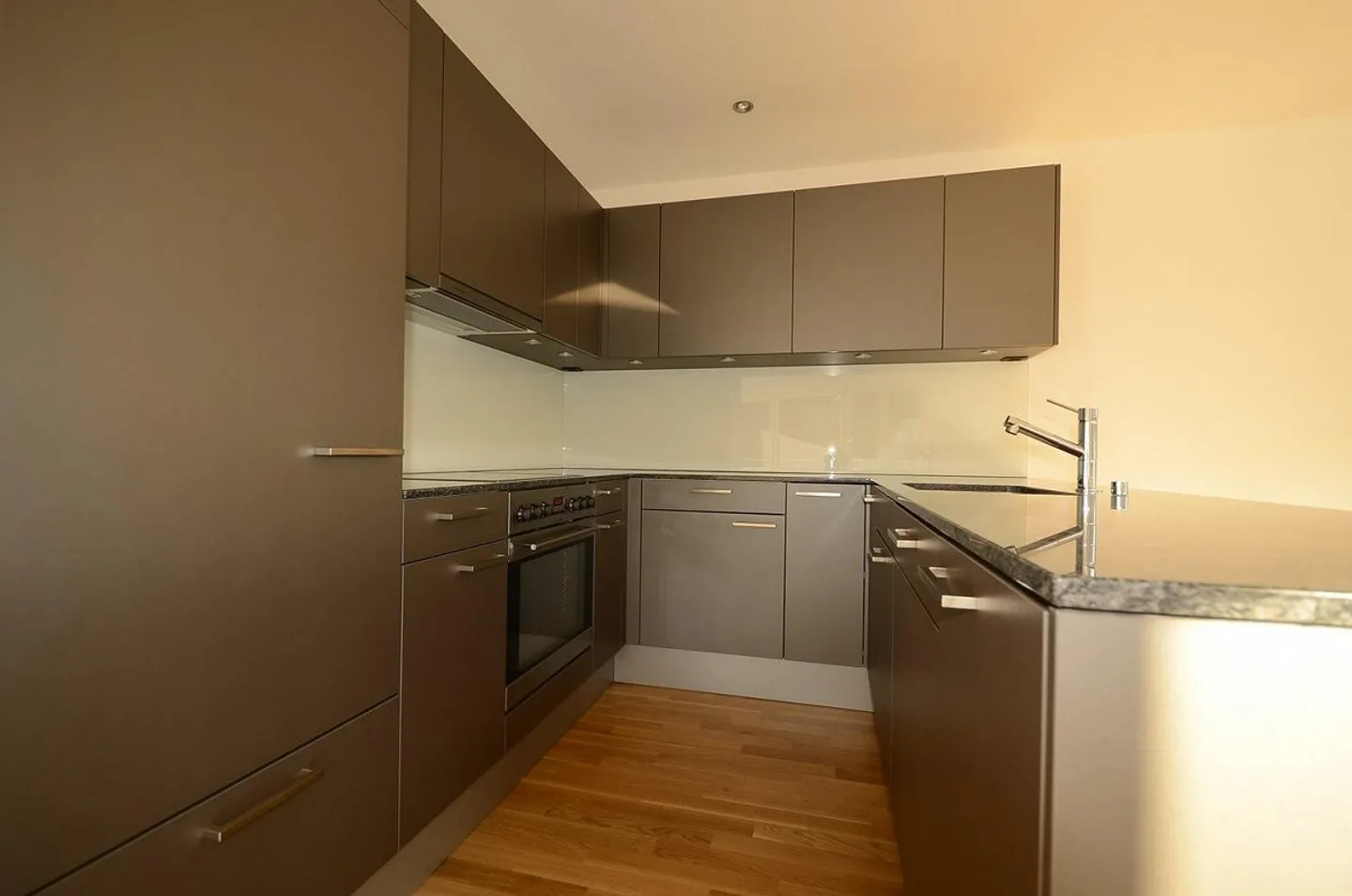 Offener Wohnraum in Liebefeld - Foto 1 von 6