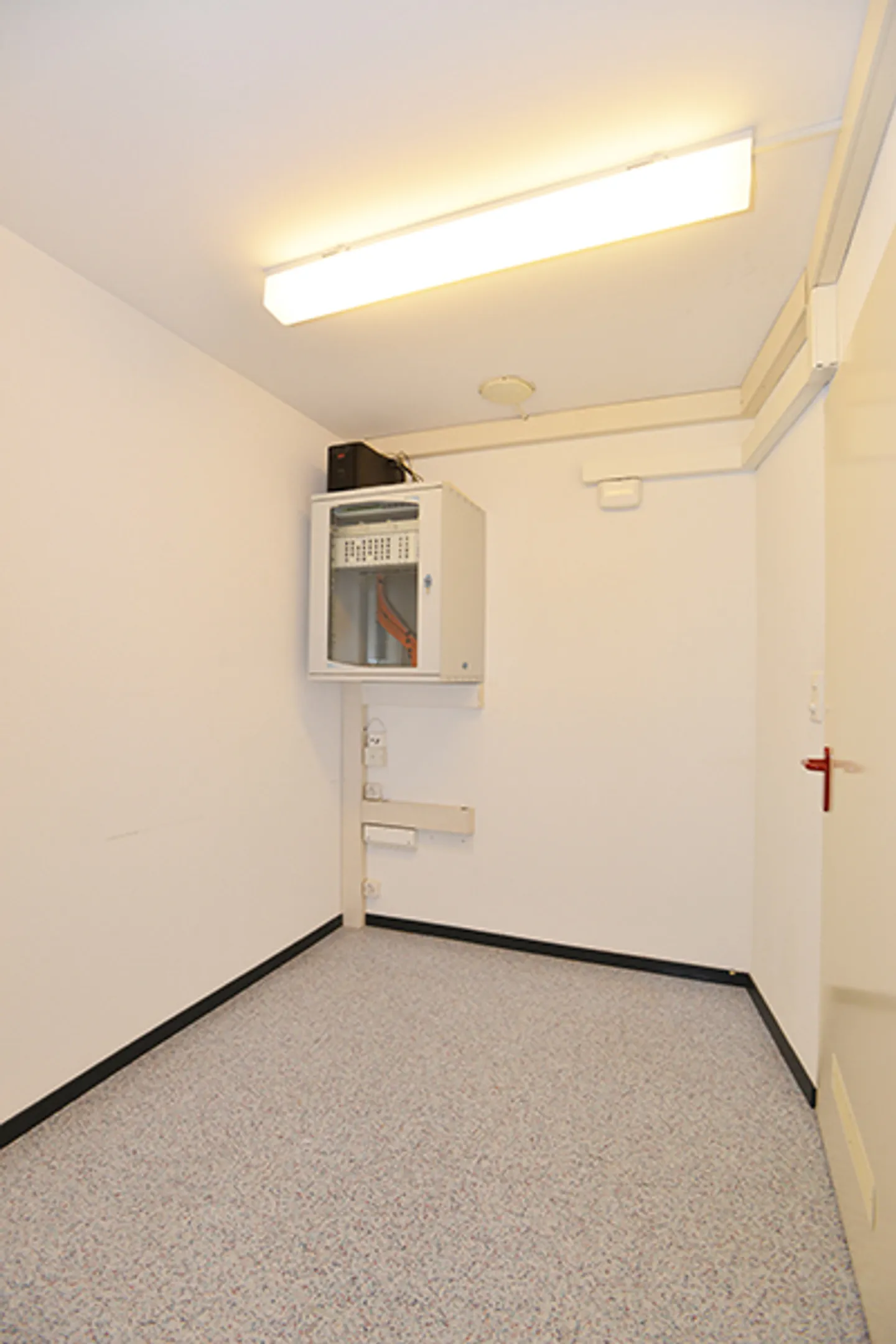 Espace de pratique/bureau dans un emplacement de choix - Photo 7 sur 11