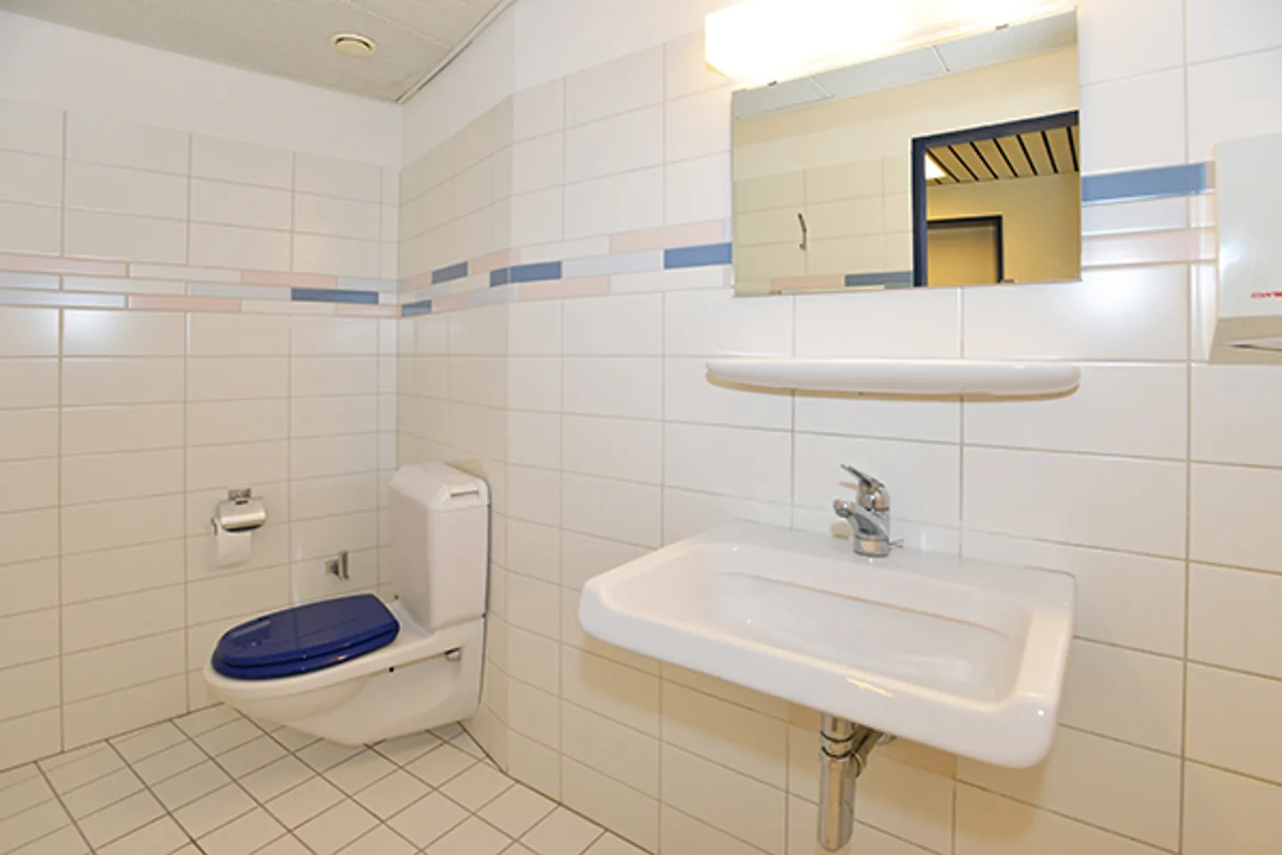 Espace de pratique/bureau dans un emplacement de choix - Photo 10 sur 11