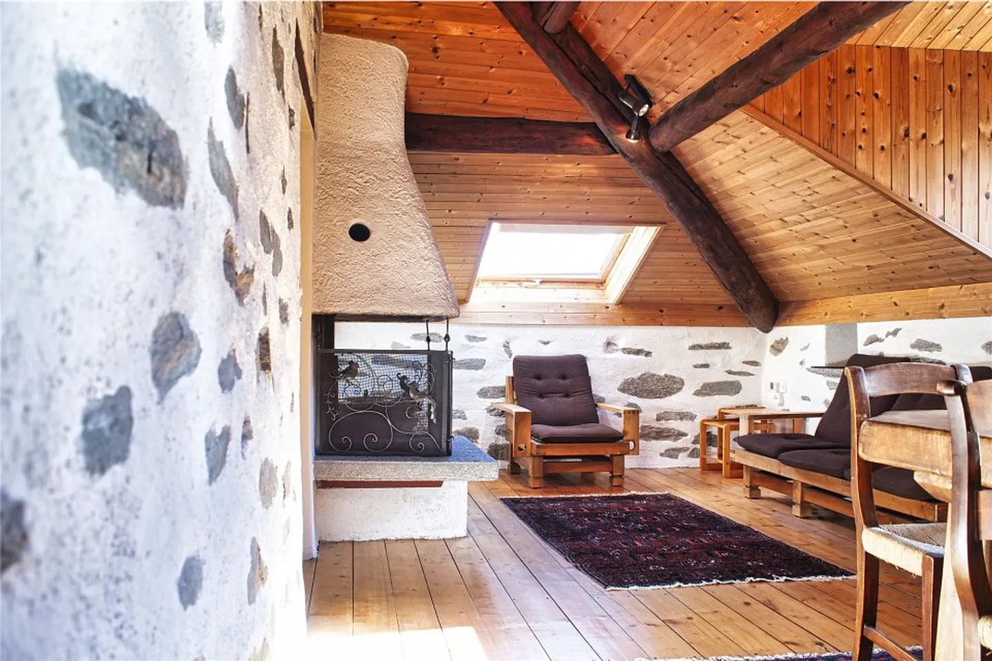 Haus mit drei Wohnungen - Foto 4 von 14