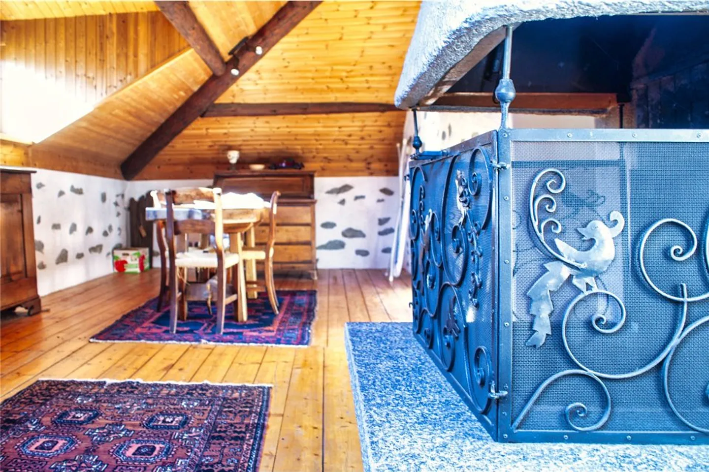 Haus mit drei Wohnungen - Foto 5 von 14