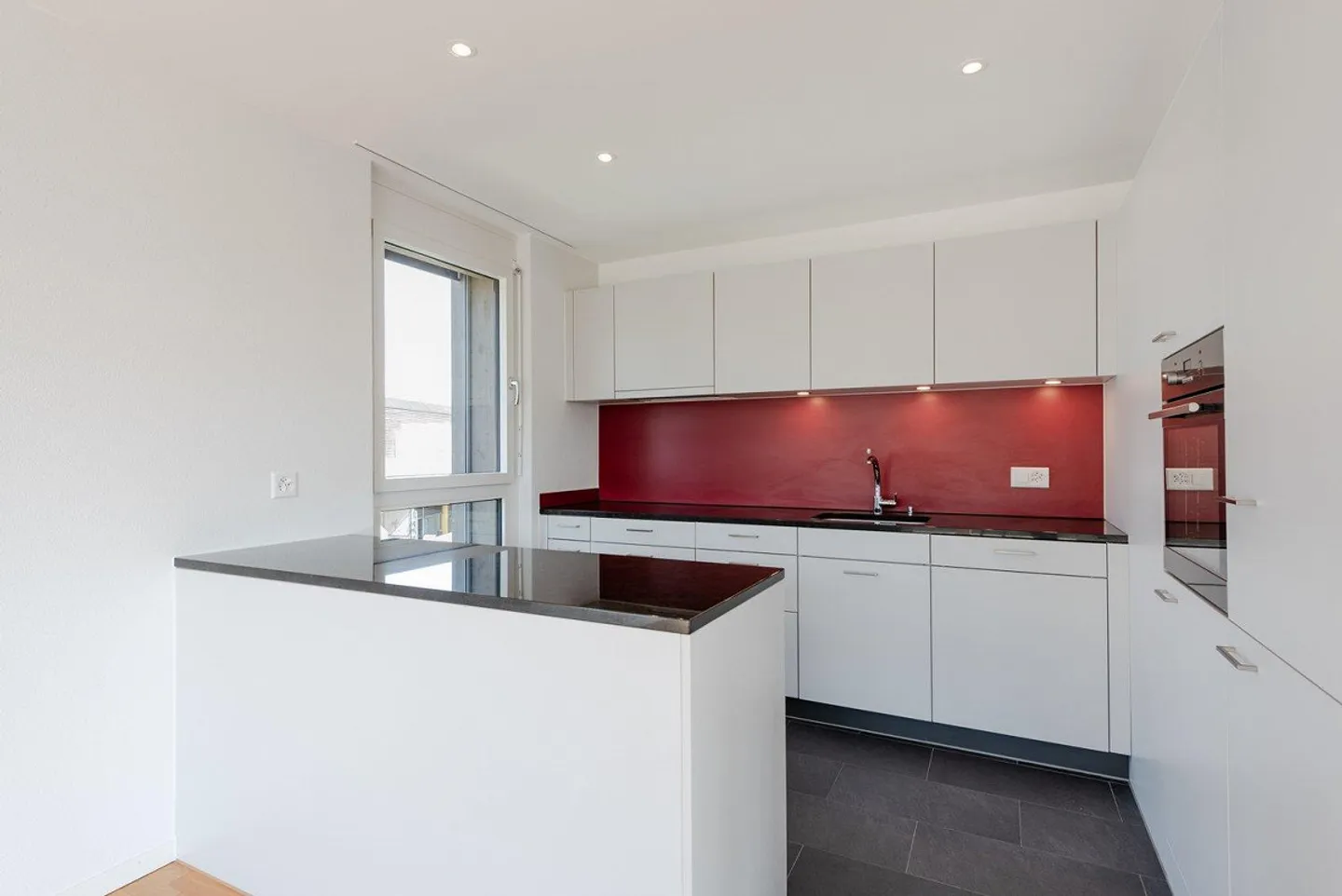 Charmant appartement 4.5 pièces - Photo 2 sur 9