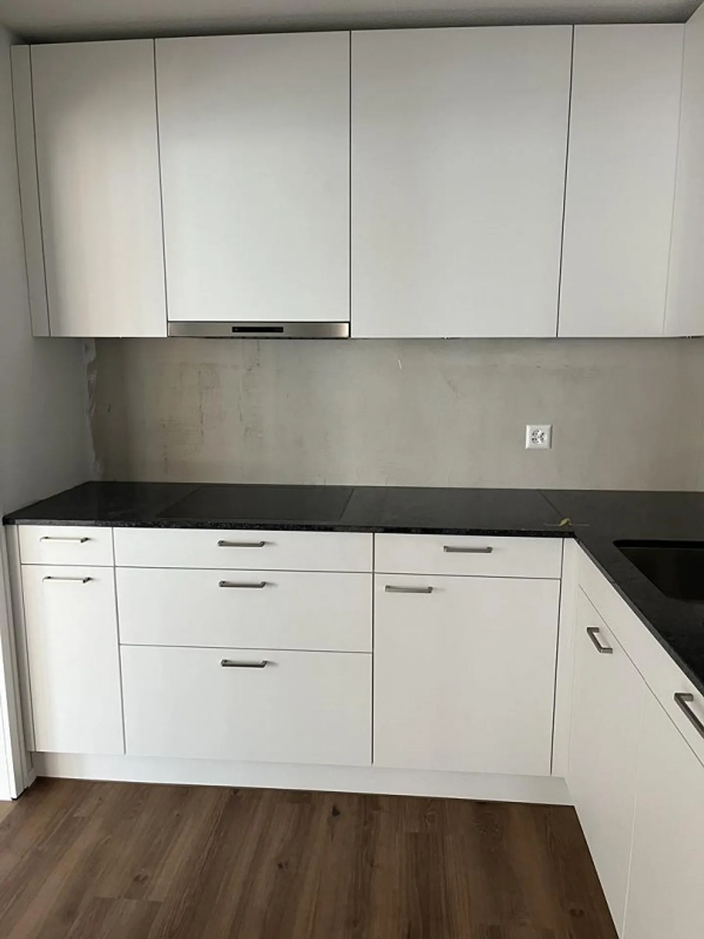 Freshly renovated spacious 4.5 room apartment - Photo 5 of 12