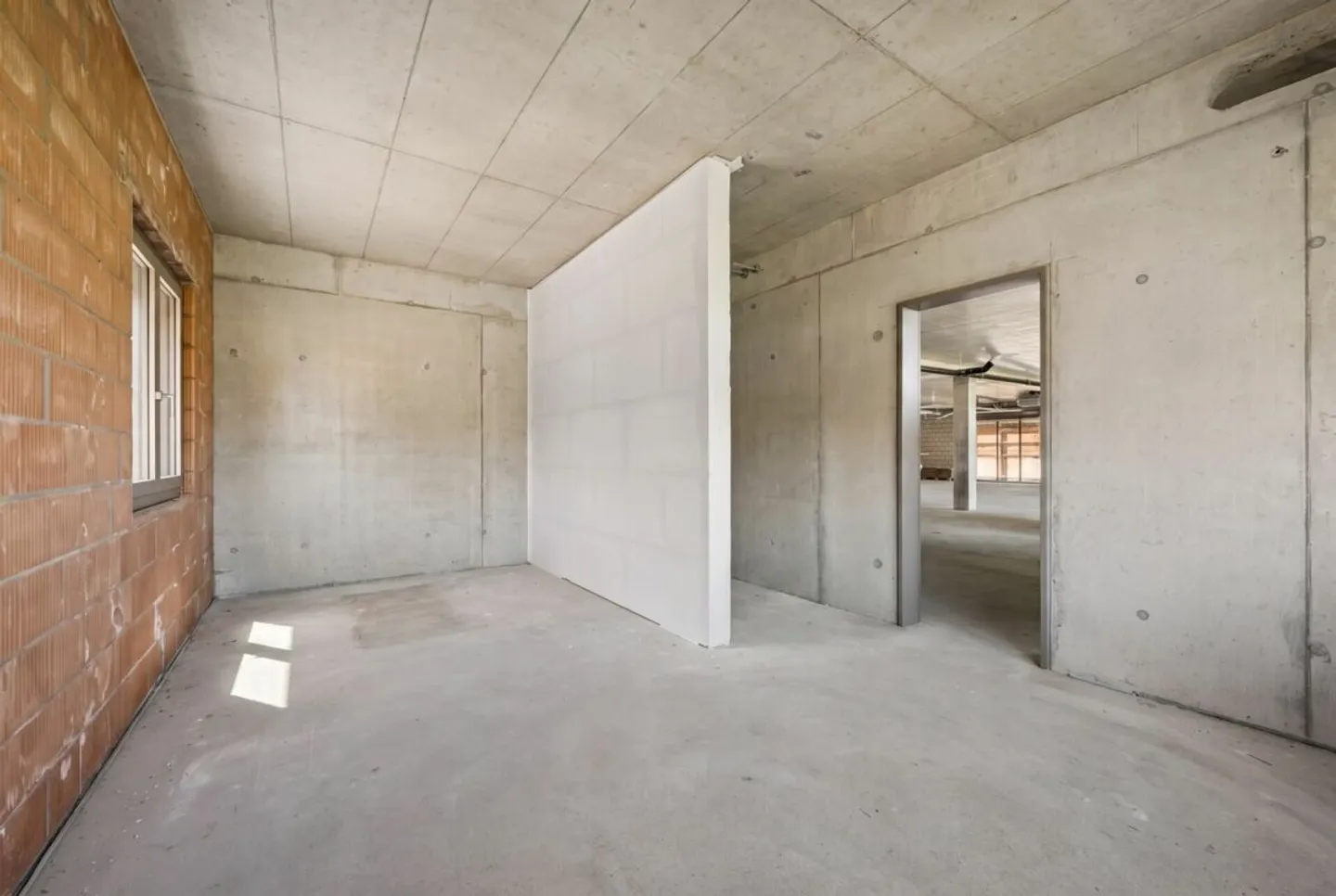 Espace Commercial Moderne à Linden - Photo 8 sur 13