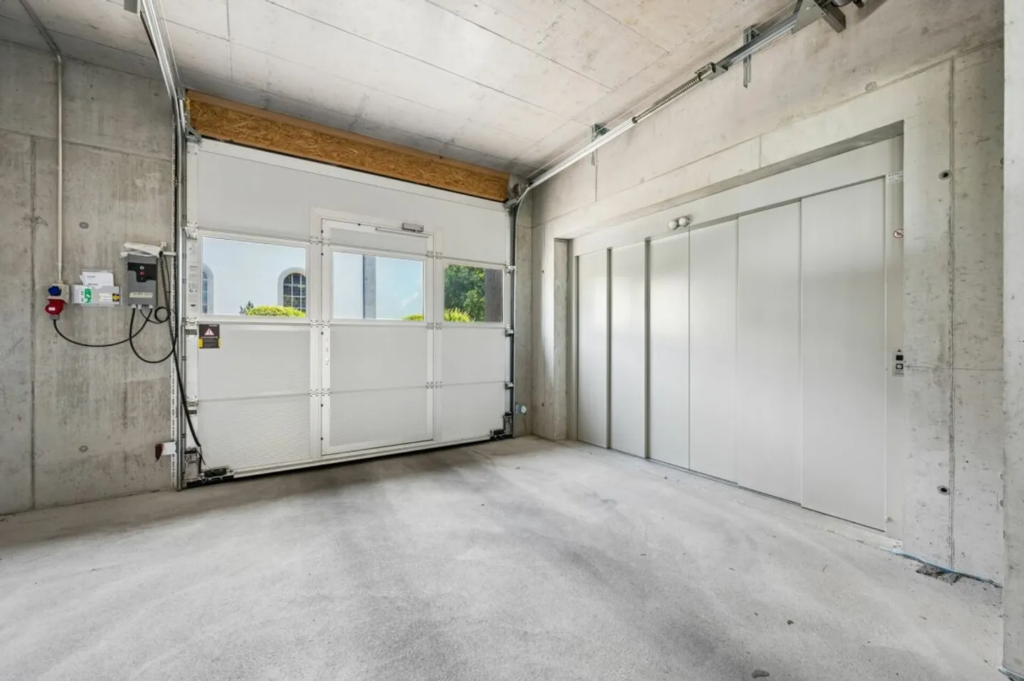 Espace Commercial Moderne à Linden - Photo 10 sur 13