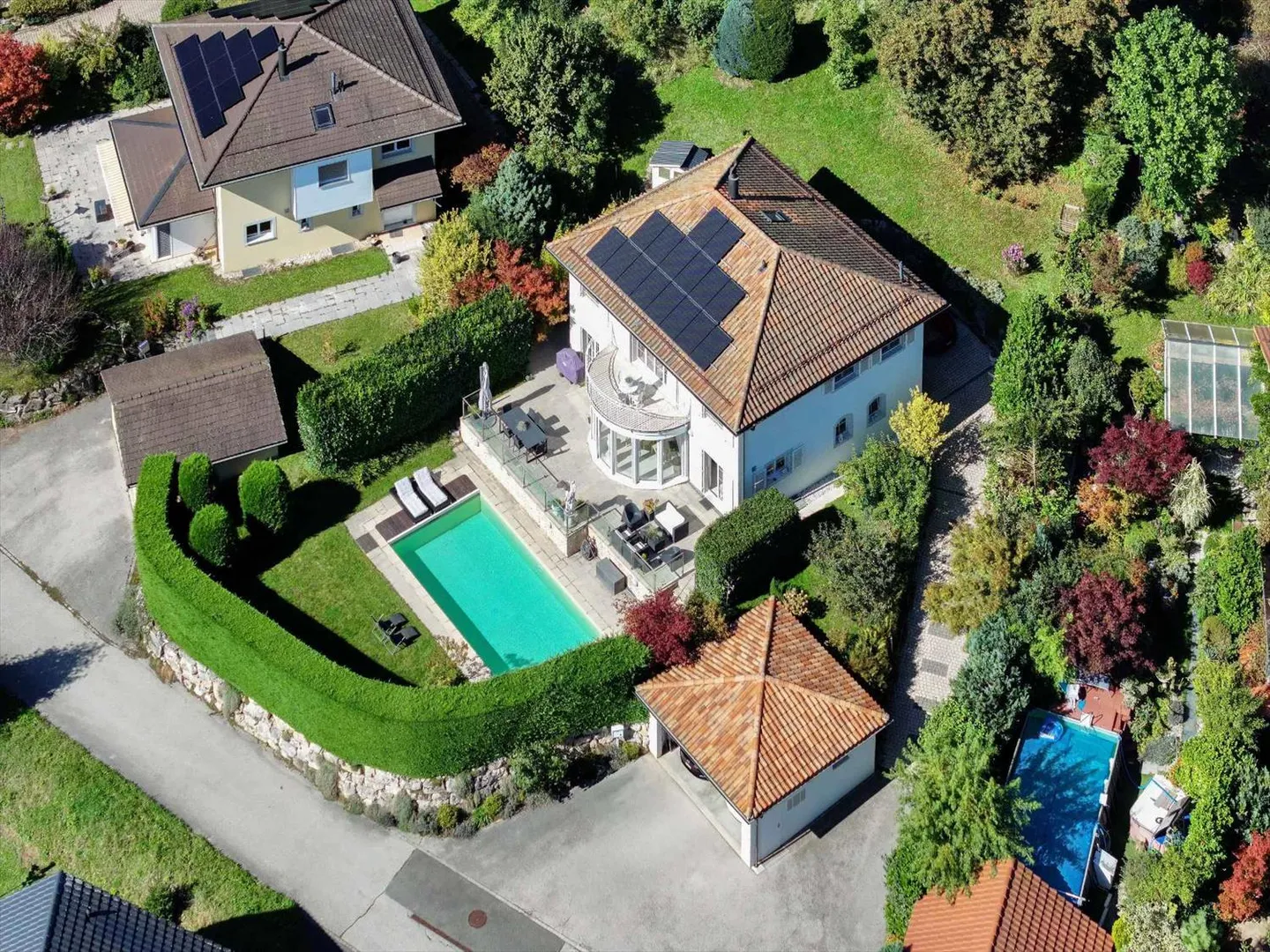 Very beautiful detached house with pool and spa - Photo 5 of 13