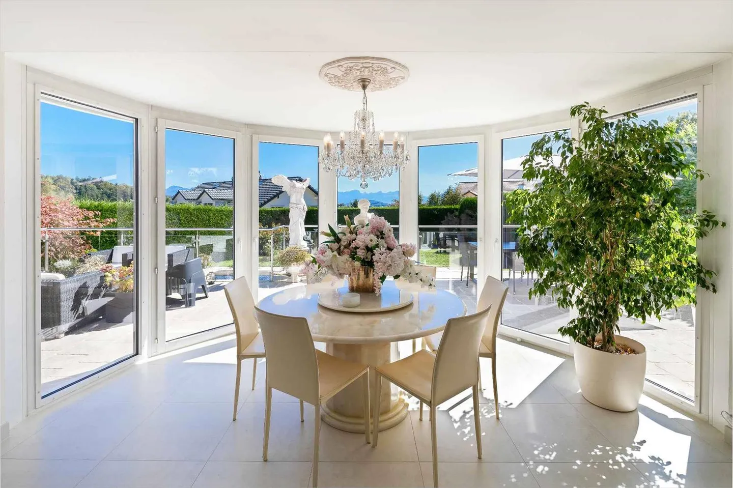 Very beautiful detached house with pool and spa - Photo 6 of 13