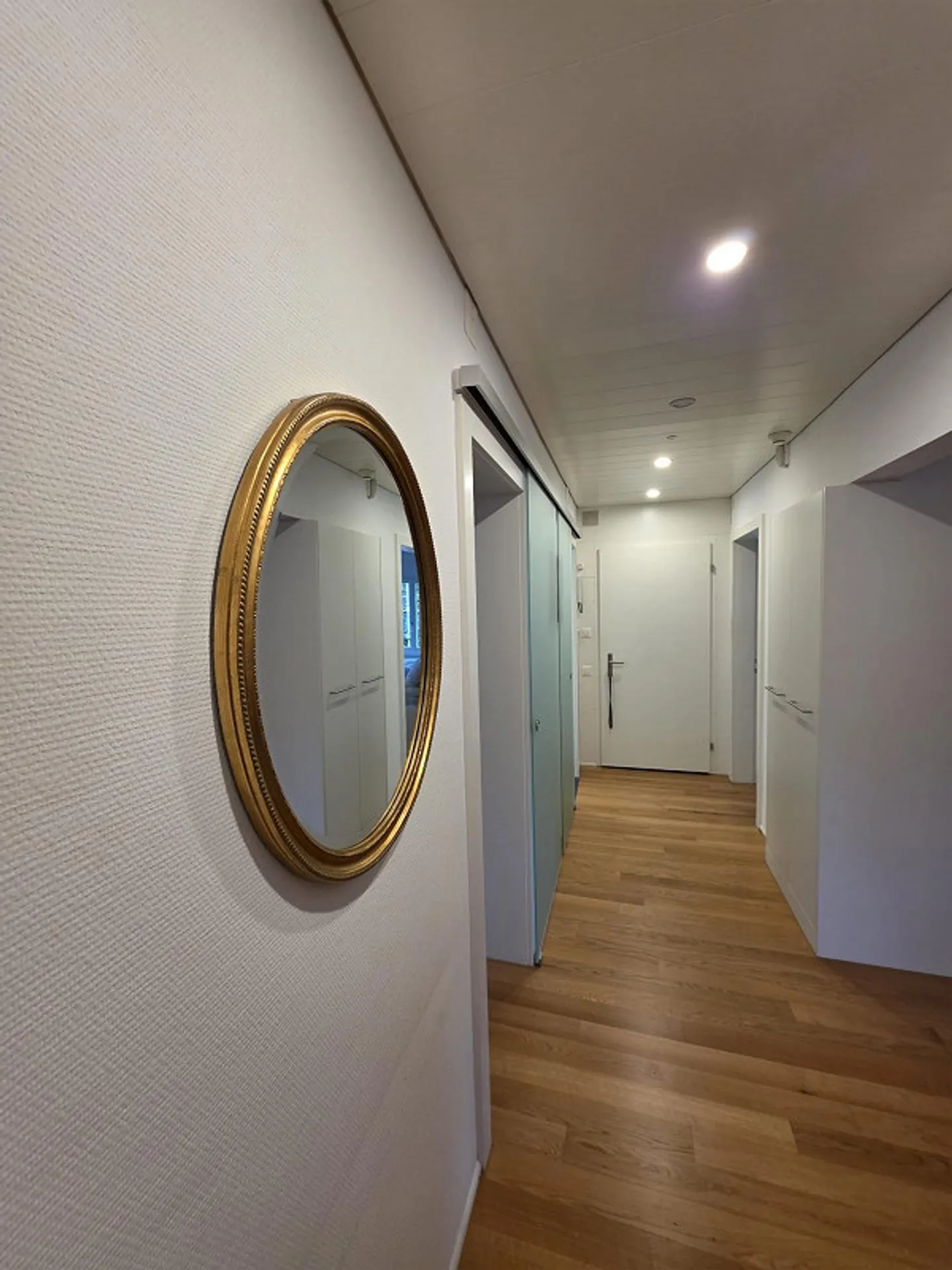 Appartamento da sogno con vista sulle montagne, balcone e giardino d'inverno in affitto - Foto 4 di 8