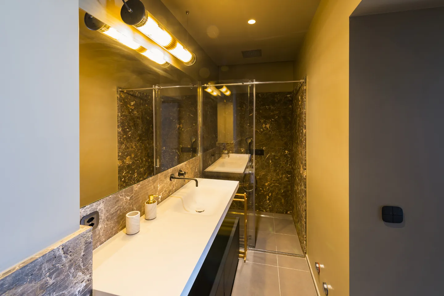 Luxueux pied-à-terre au bord du lac - Photo 5 sur 5