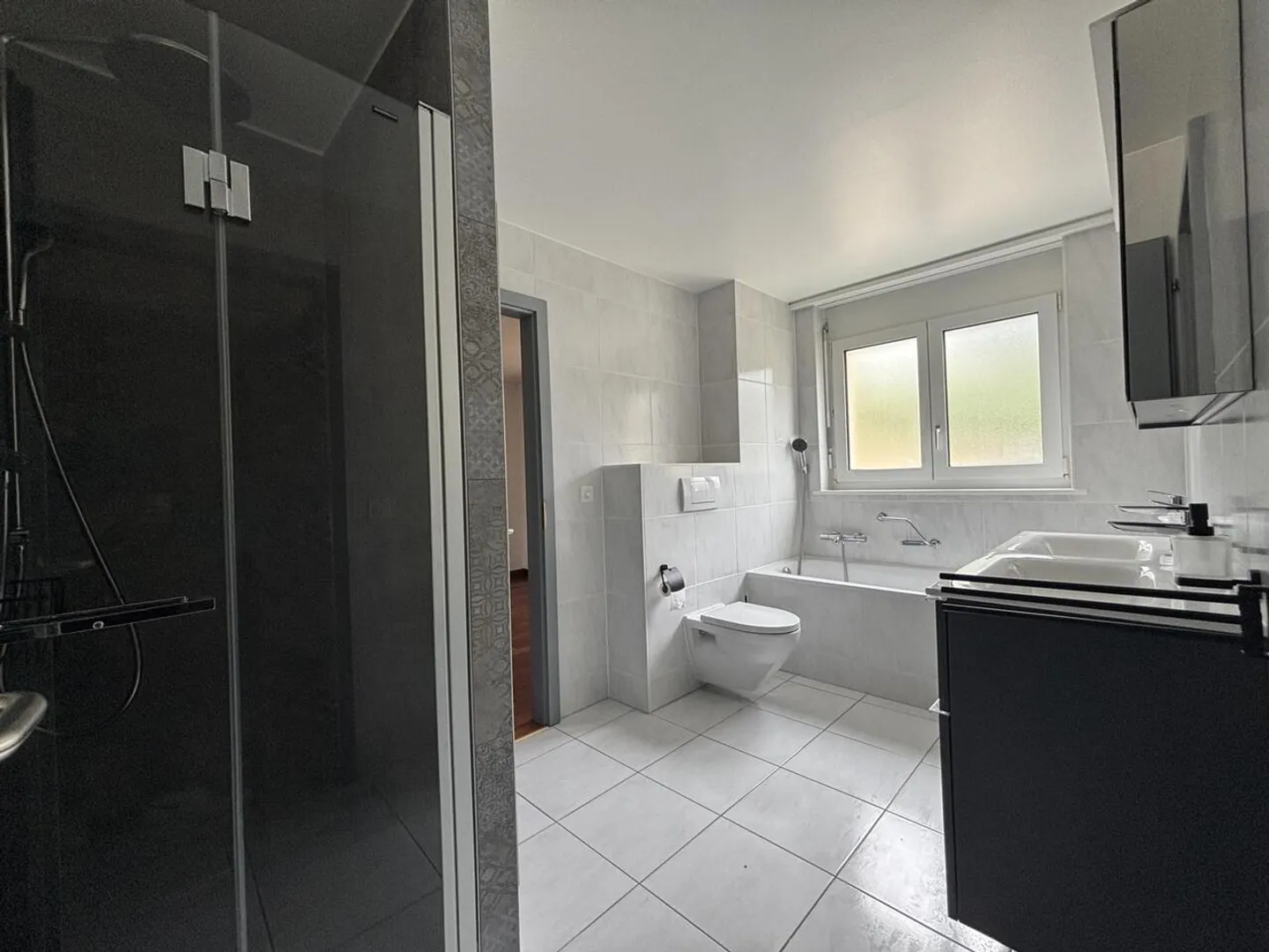 Magnifique appartement de 4.5 pièces rénové à louer aux Hauts-Geneveys - Photo 6 of 10