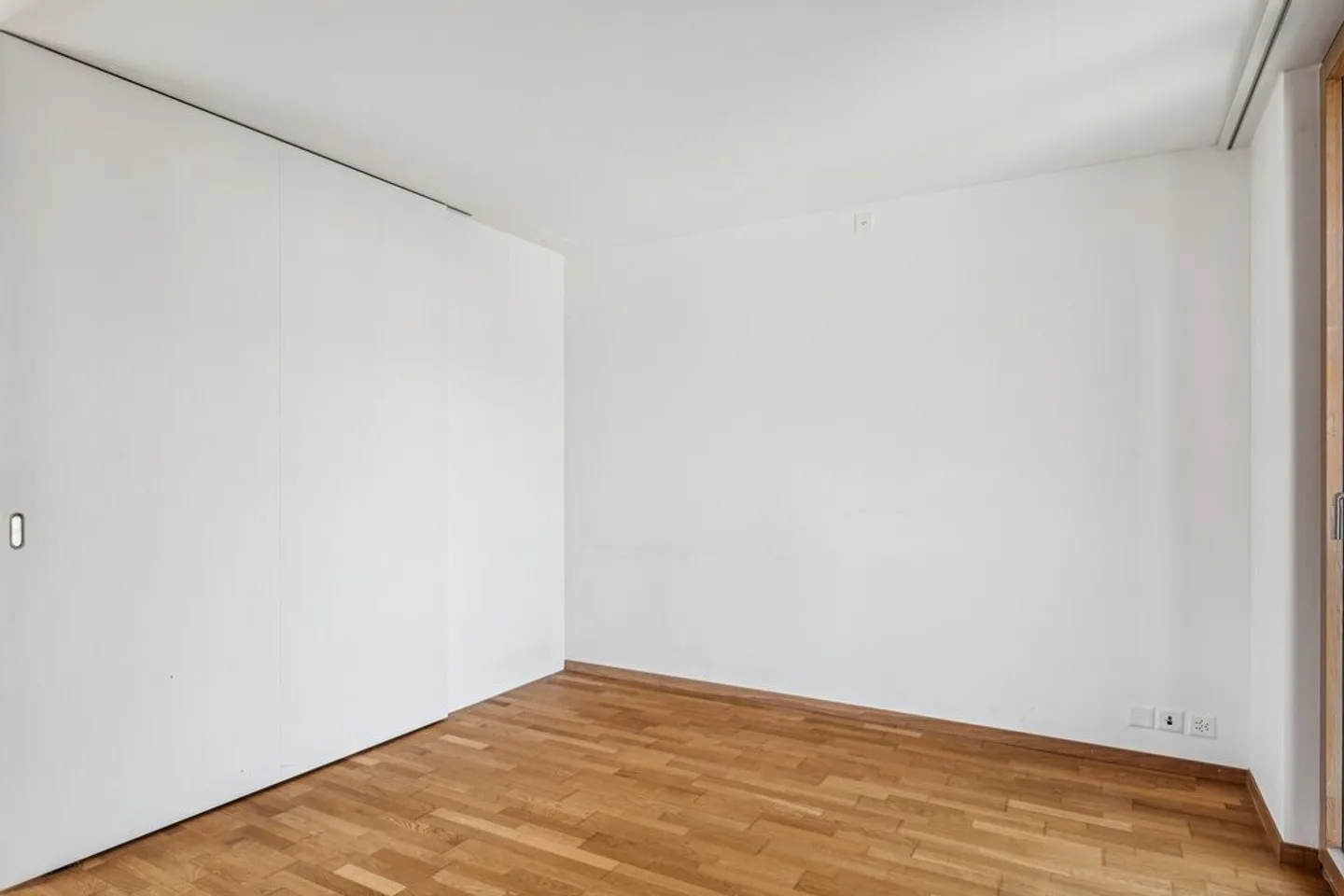 Appartamento moderno 3.5 locali a Biel - Foto 10 di 12