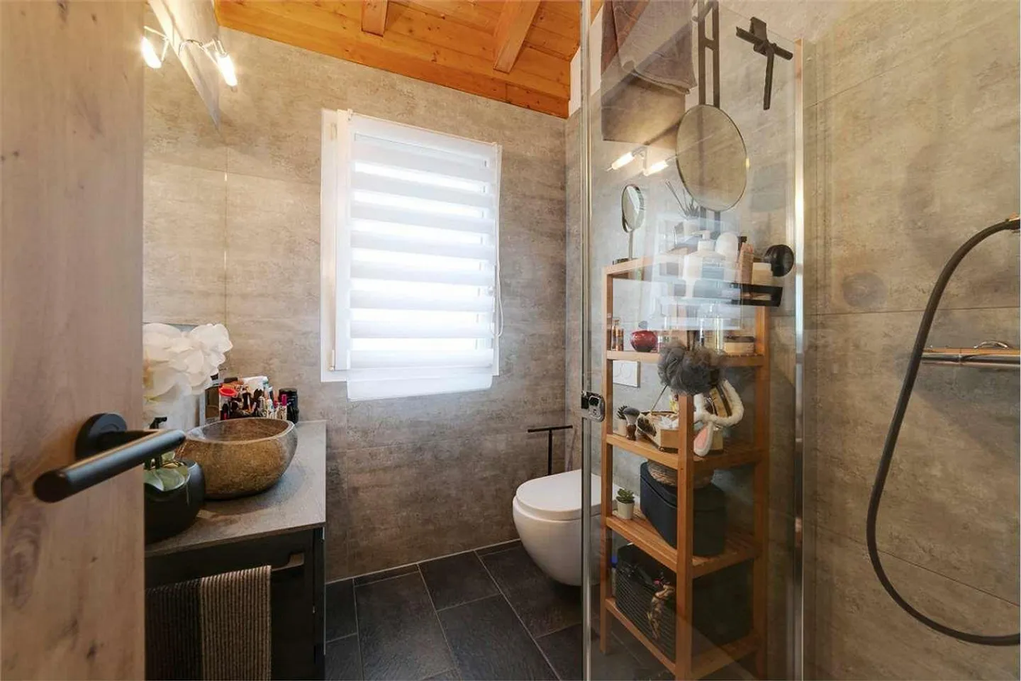 BRIGHT ATTIC OF 4.5 ROOMS IN SANT'ANTONINO - Photo 5 of 13