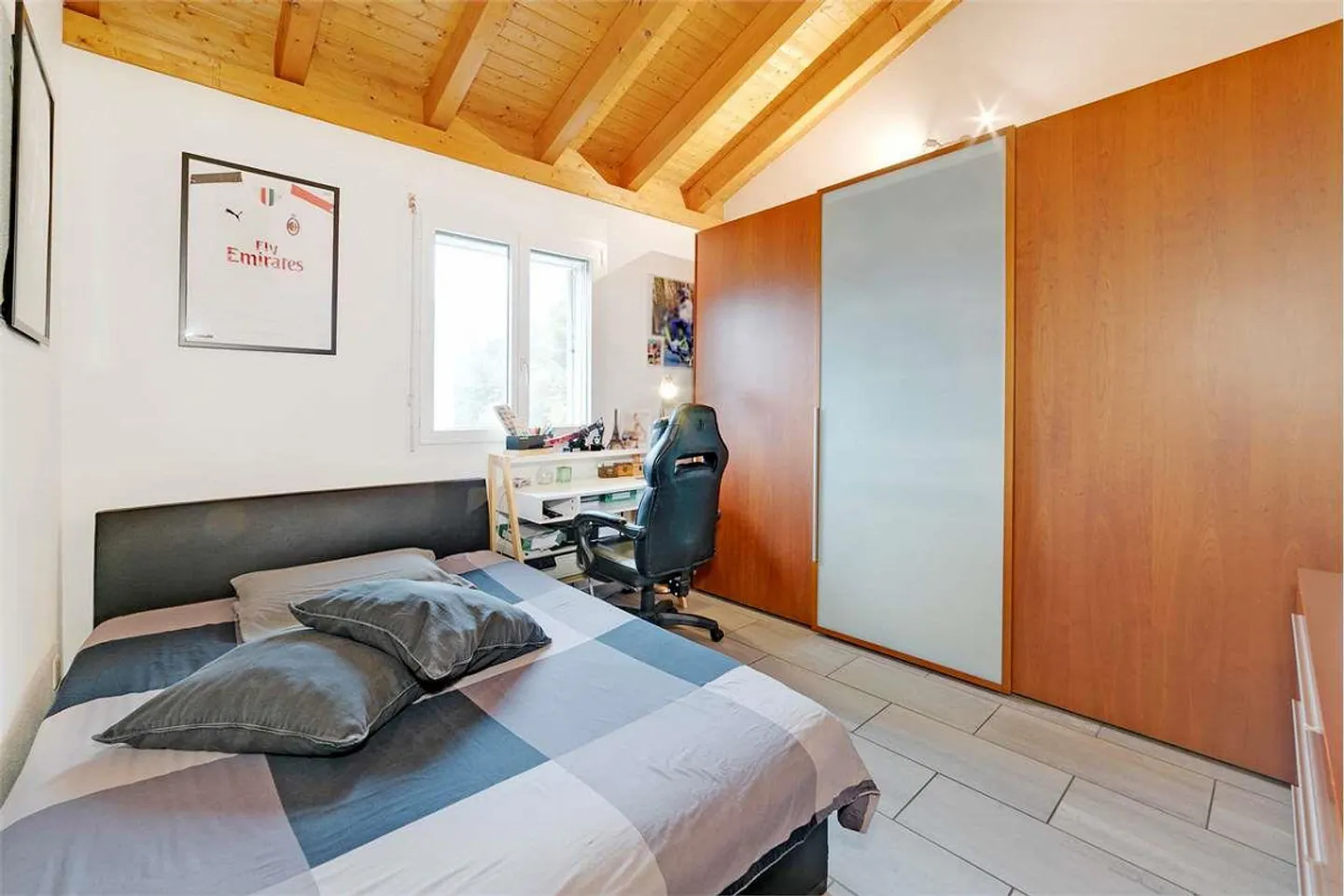 BRIGHT ATTIC OF 4.5 ROOMS IN SANT'ANTONINO - Photo 6 of 13