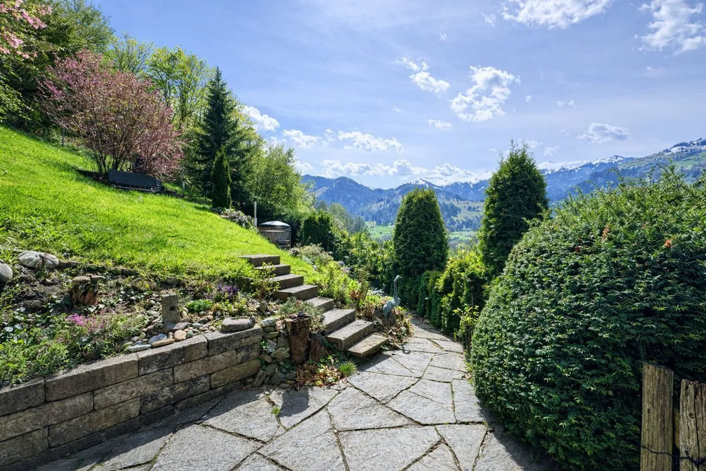 Von den Bergen geküsst - Ihr Zuhause, wo die Berge zum Greifen nah sind - Foto 2 von 2