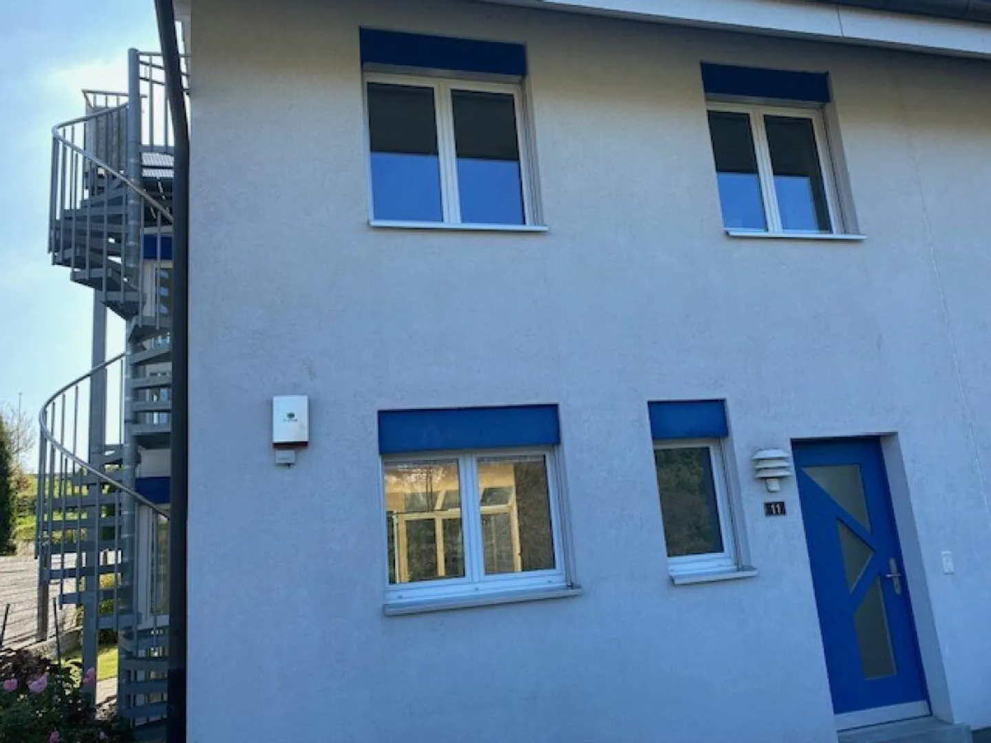 Casa singola in affitto - Foto 2 di 27