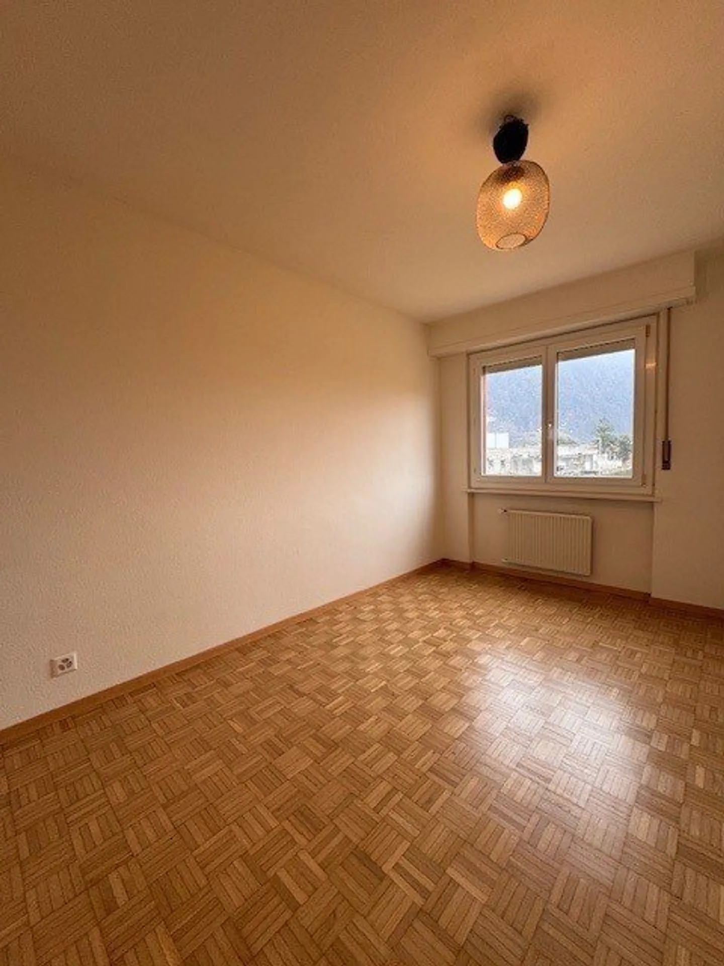 5-Zimmer-Wohnung im 1. Stock - Foto 3 von 10