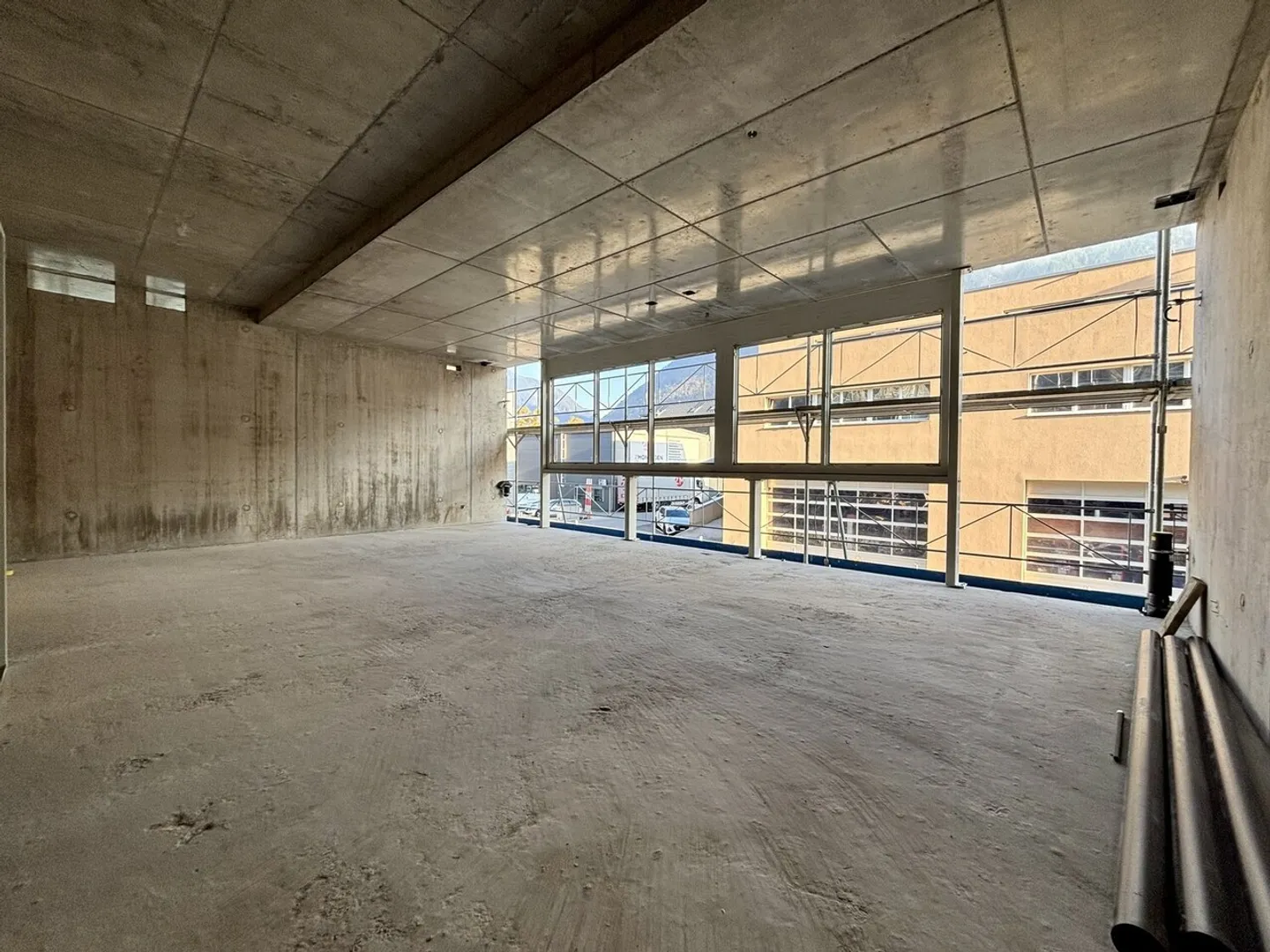 Atelier à louer - Photo 1 sur 10