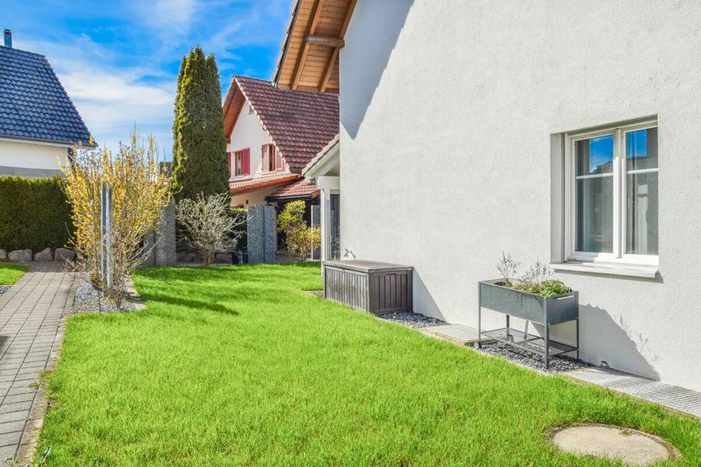 5.5-Room Semi-Detached House in Rural Location in Heldswil - Photo 17 of 18