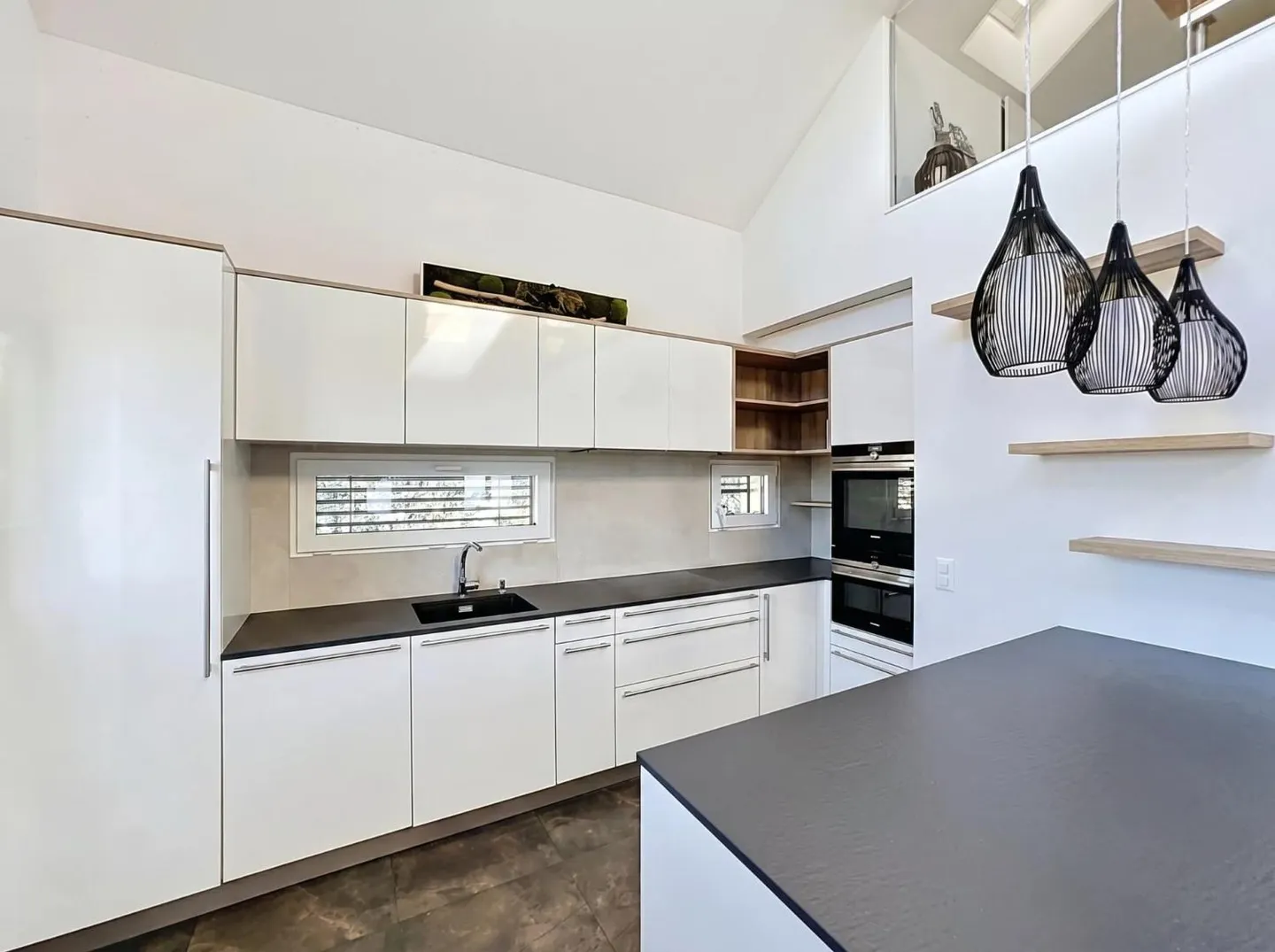 Modern Apartment Near EPFL - Photo 3 of 13