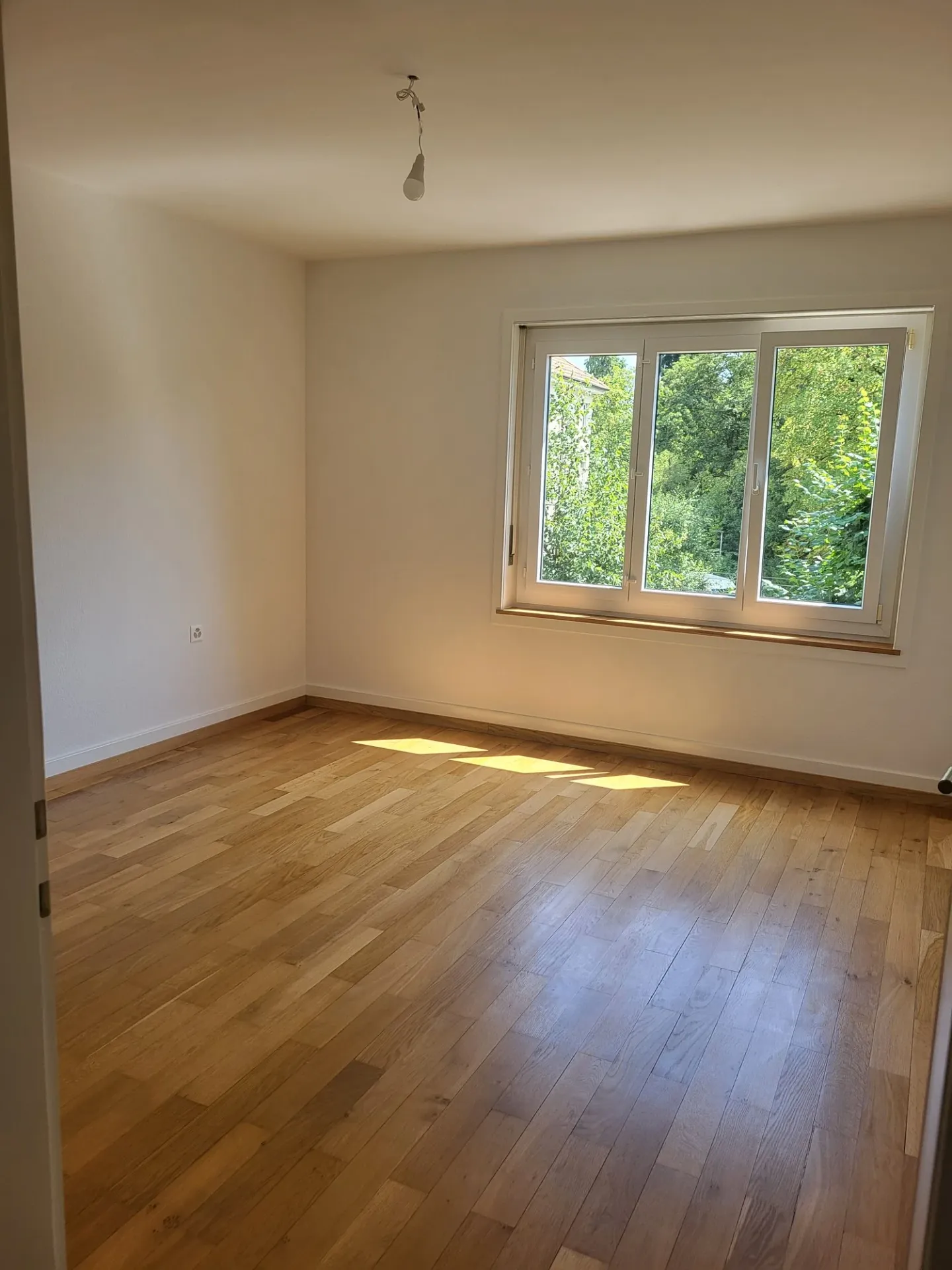 Helle 3-Zimmer-Wohnung mit Balkon - Foto 5 von 9